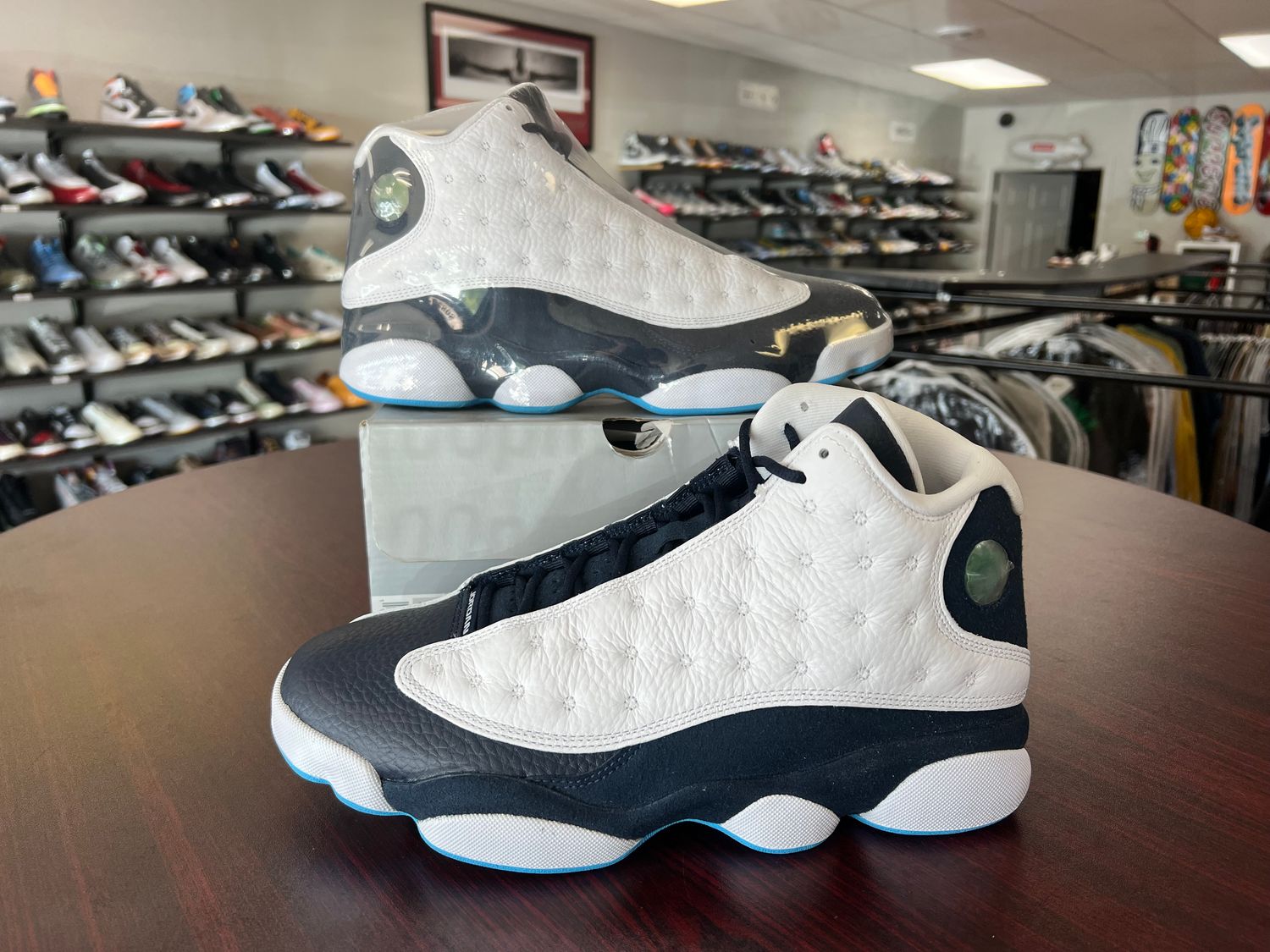 NEW AIR JORDAN 13 OBSIDIAN