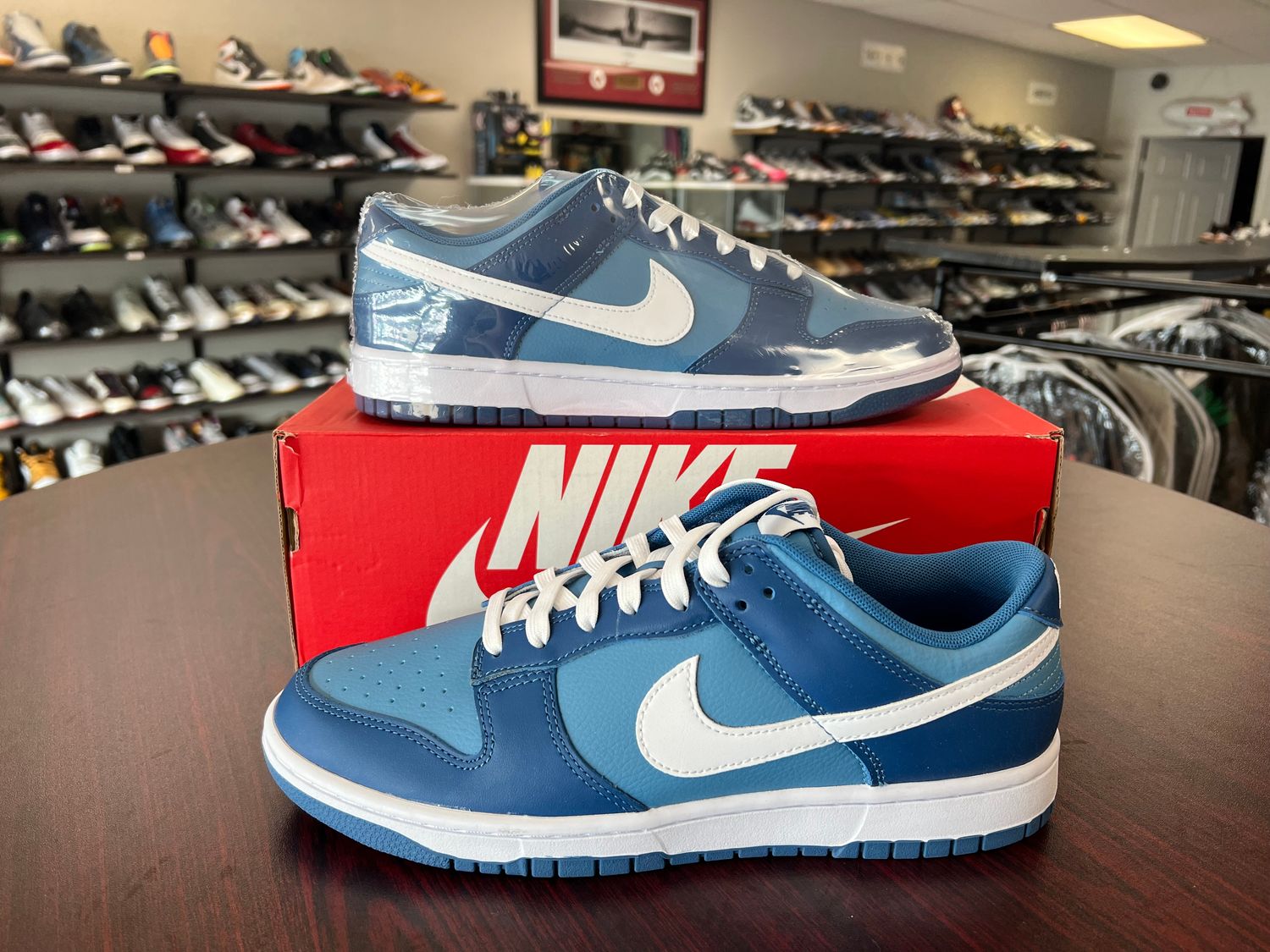 NEW NIKE DUNK LOW DARK MARINA BLUE