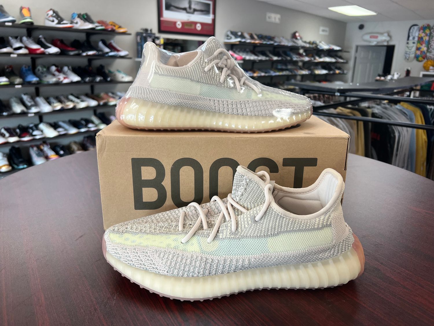 NEW ADIDAS YEEZY 350 V2 CITRIN
