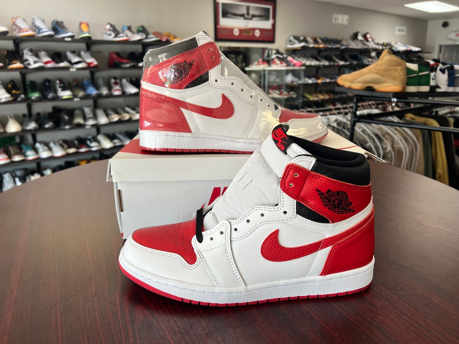 NEW AIR JORDAN 1 HERITAGE