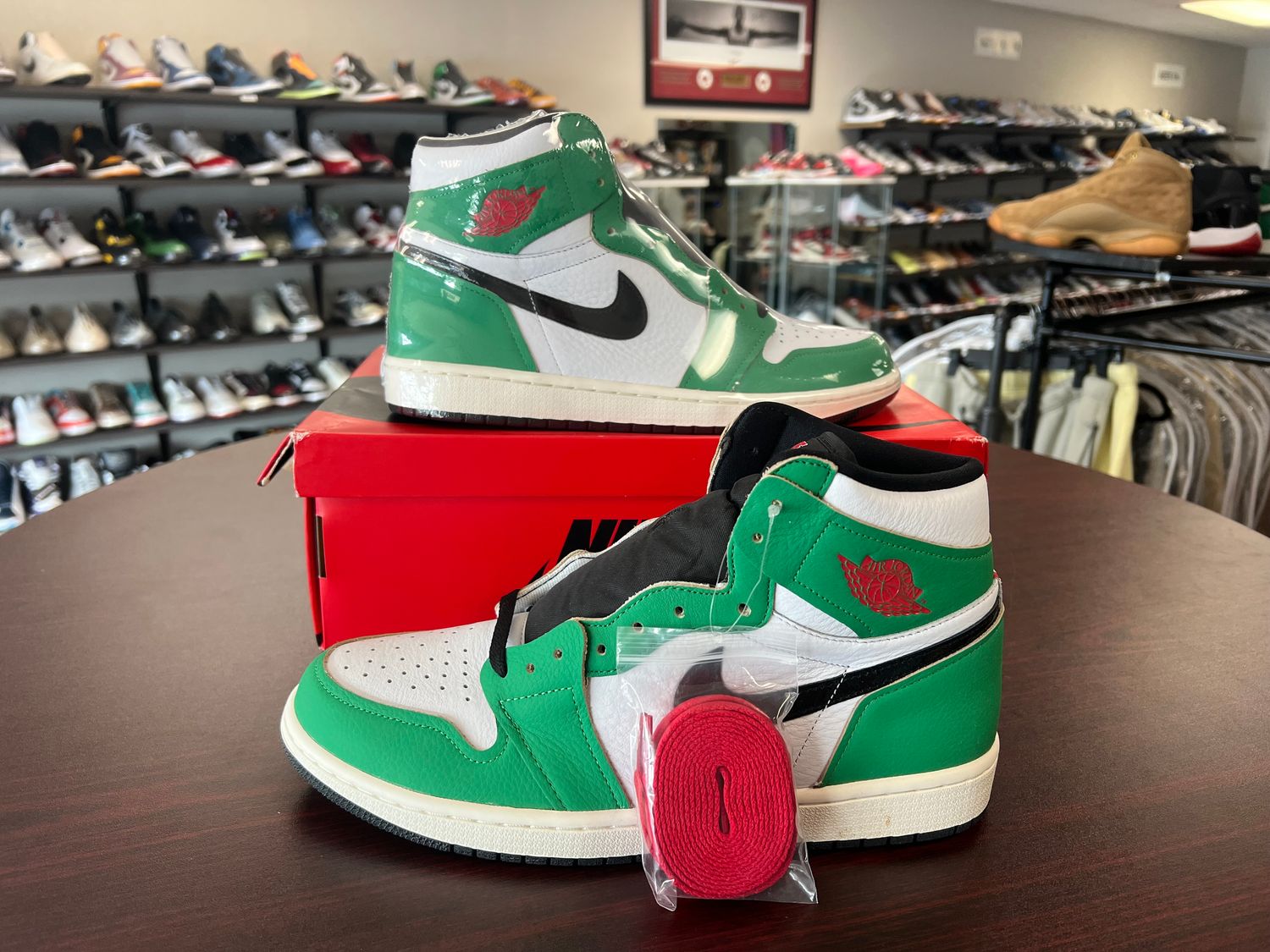 NEW AIR JORDAN 1 LUCKY GREEN (2023)