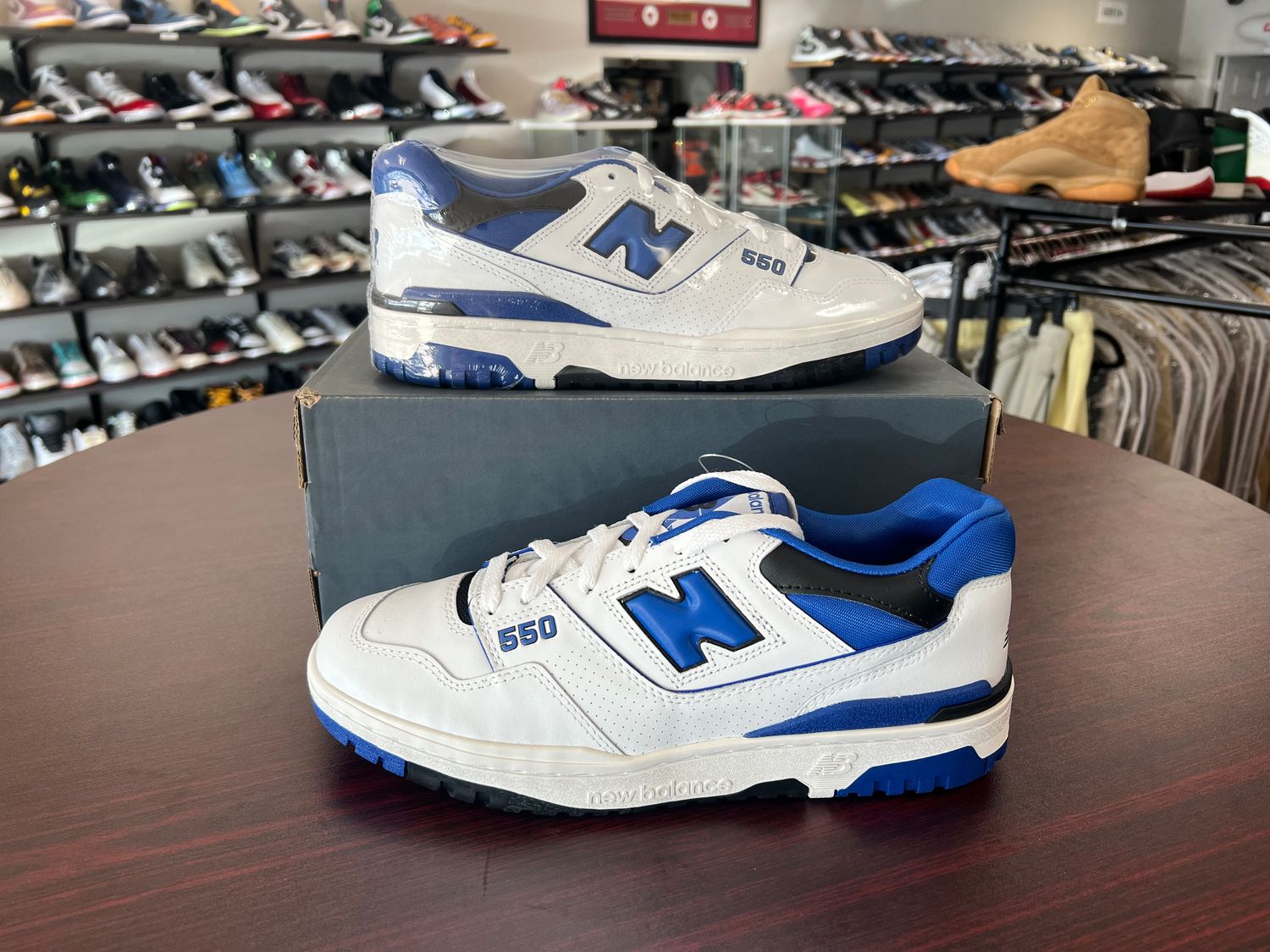 NEW NEW BALANCE 550 WHITE BLUE