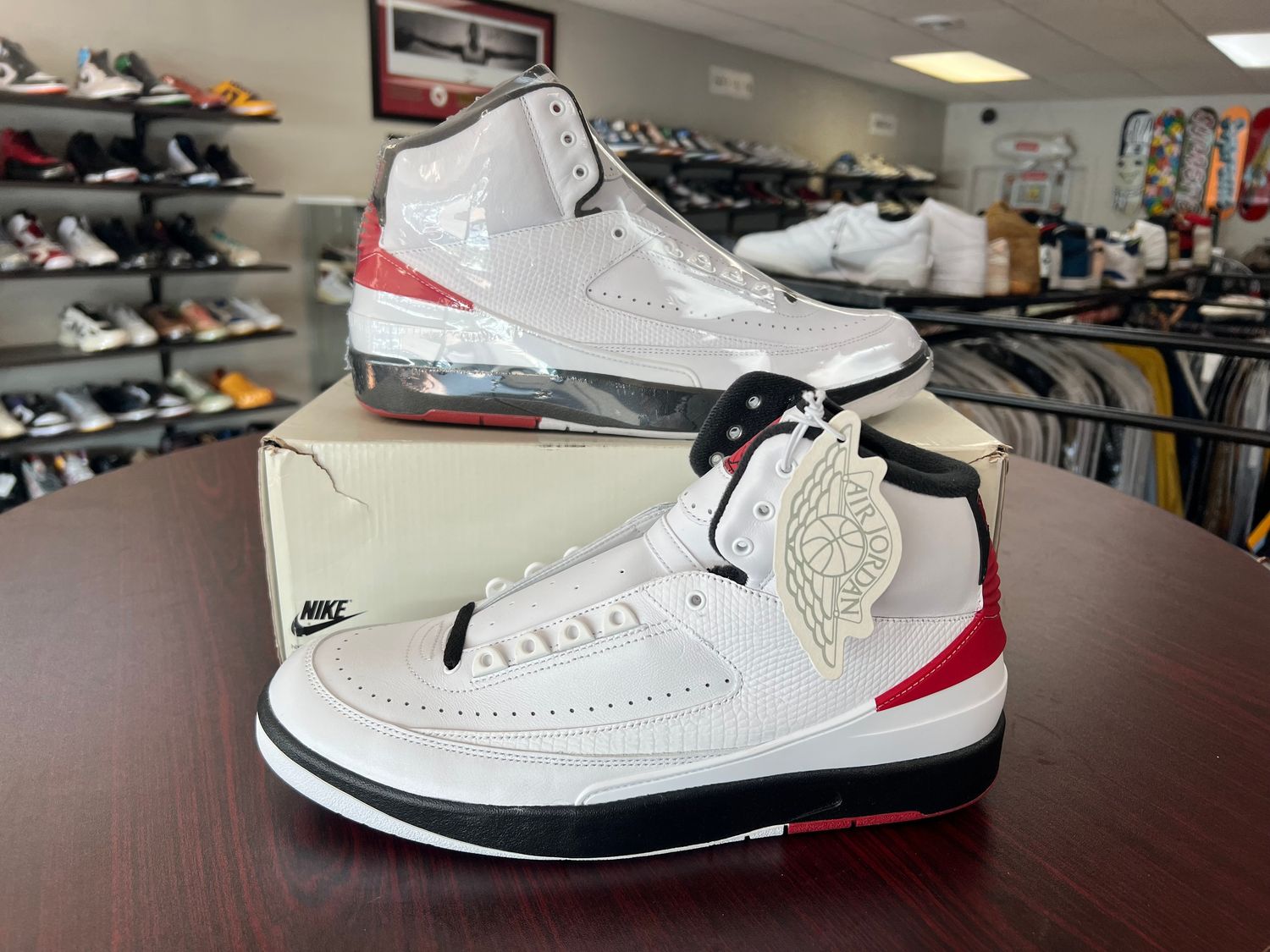 NEW AIR JORDAN 2 CHICAGO (2022)