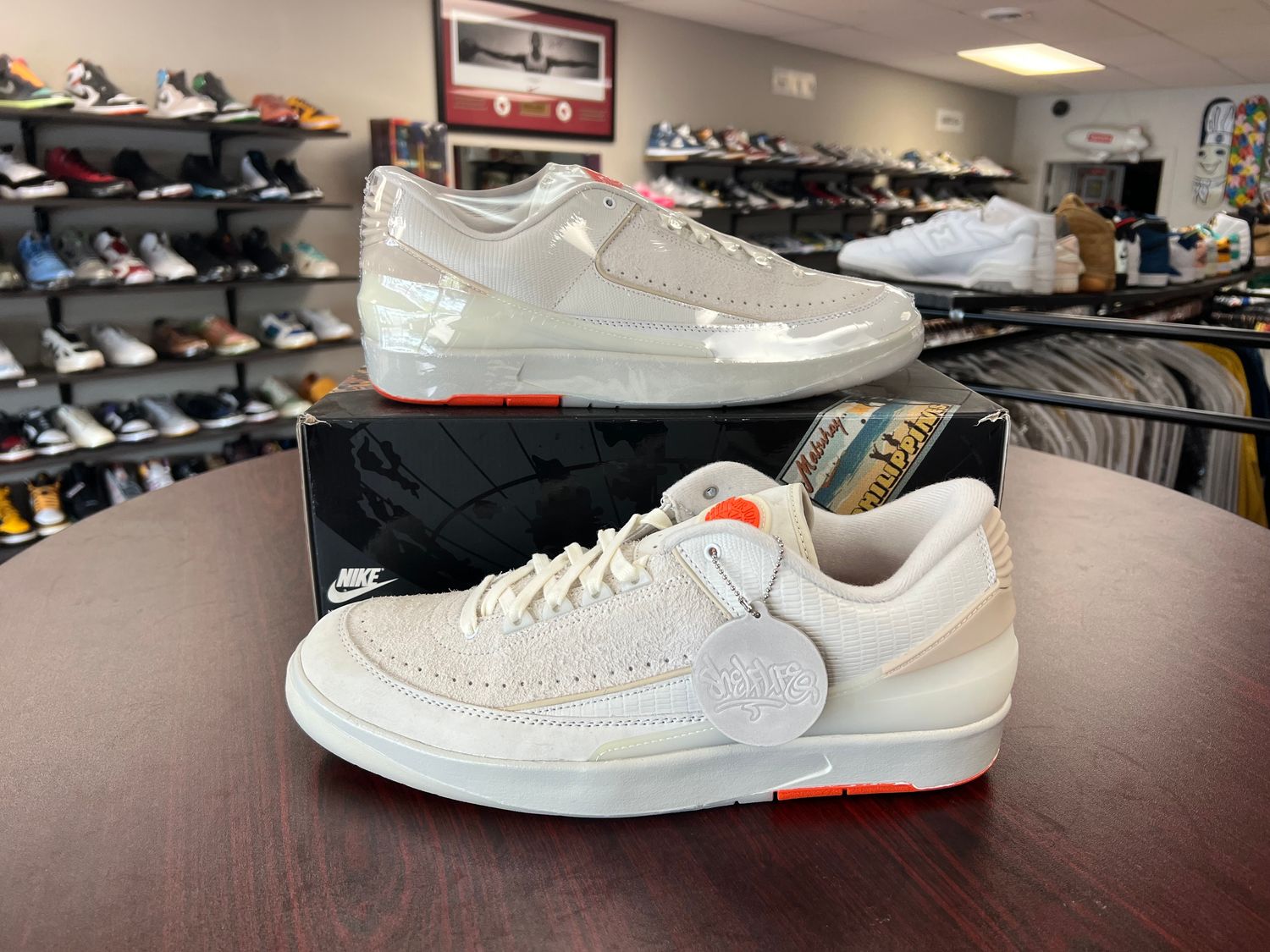 NEW AIR JORDAN 2 LOW SHELFLIFE