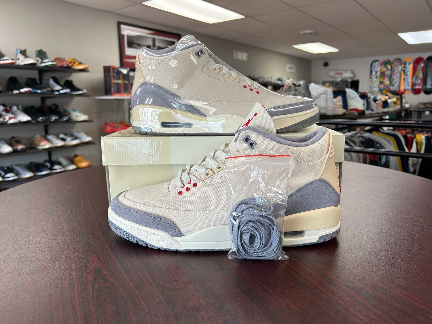 NEW AIR JORDAN 3 MUSLIN