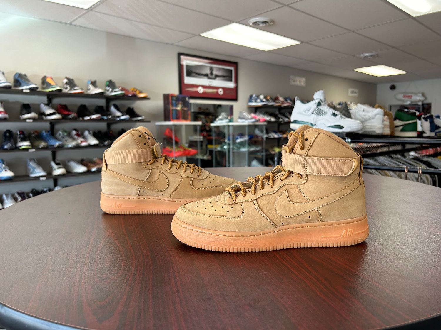 PO NB NIKE AIR FORCE MID WHEAT SIZE 5.5Y/7W