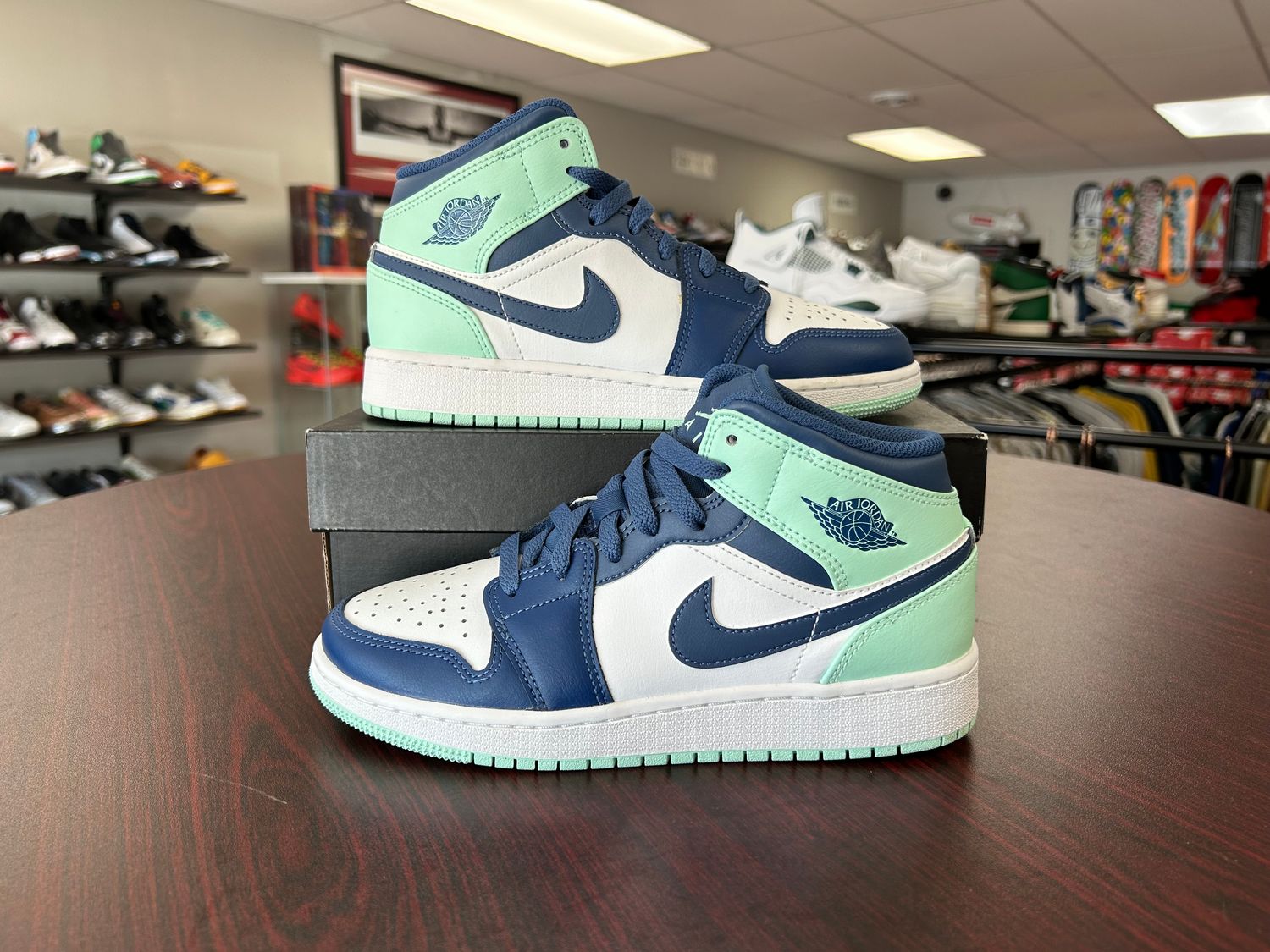 PO AIR JORDAN 1 MID MYSTIC NAVY MINT FOAM SIZE 5Y/6.5W