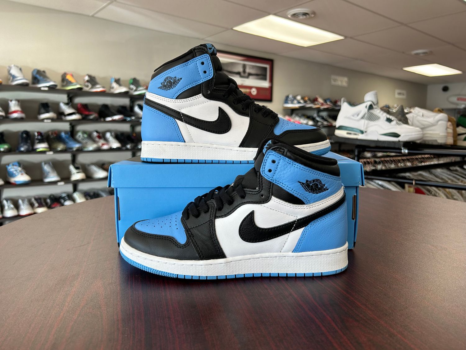 PO AIR JORDAN 1 UNC TOE SIZE 7