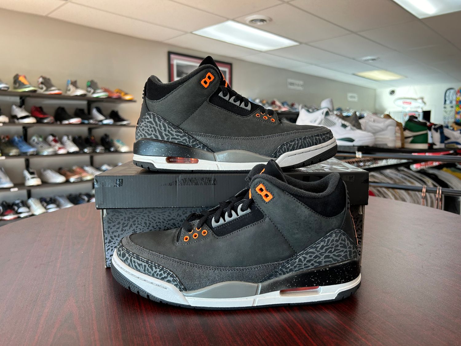 PO AIR JORDAN 3 FEAR SIZE 8.5