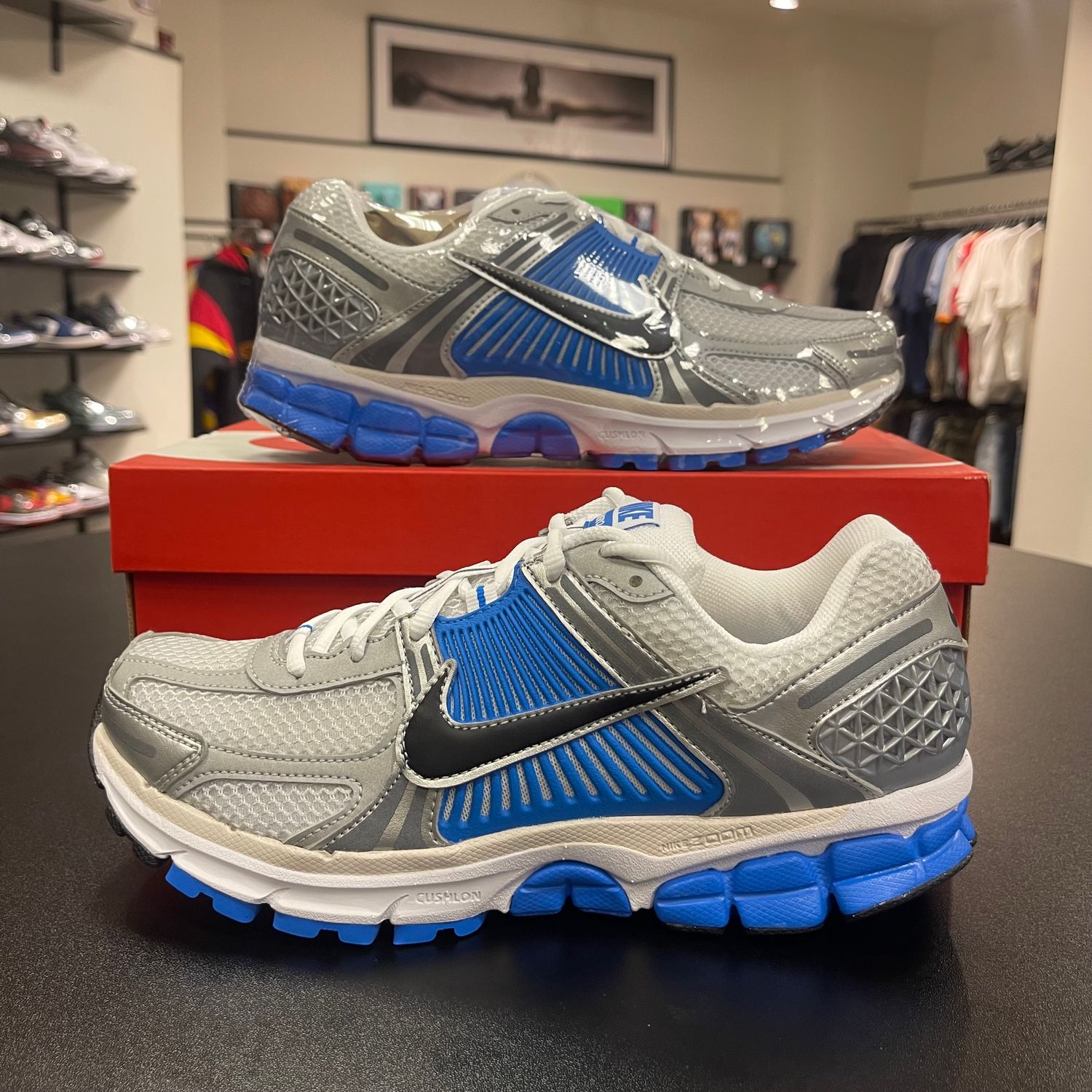 NEW NIKE ZOOM VOMERO 5 PHOTO BLUE