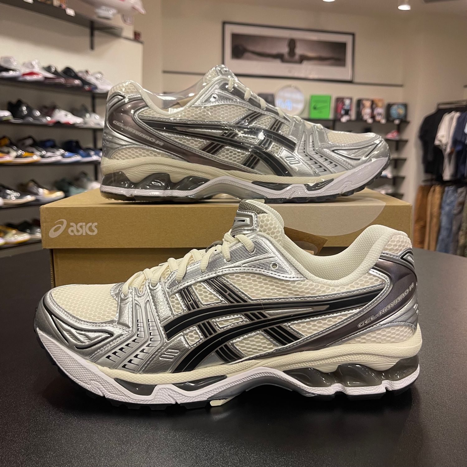 NEW ASICS GEL-KAYANO 14 CREAM BLACK METALLIC PLUM