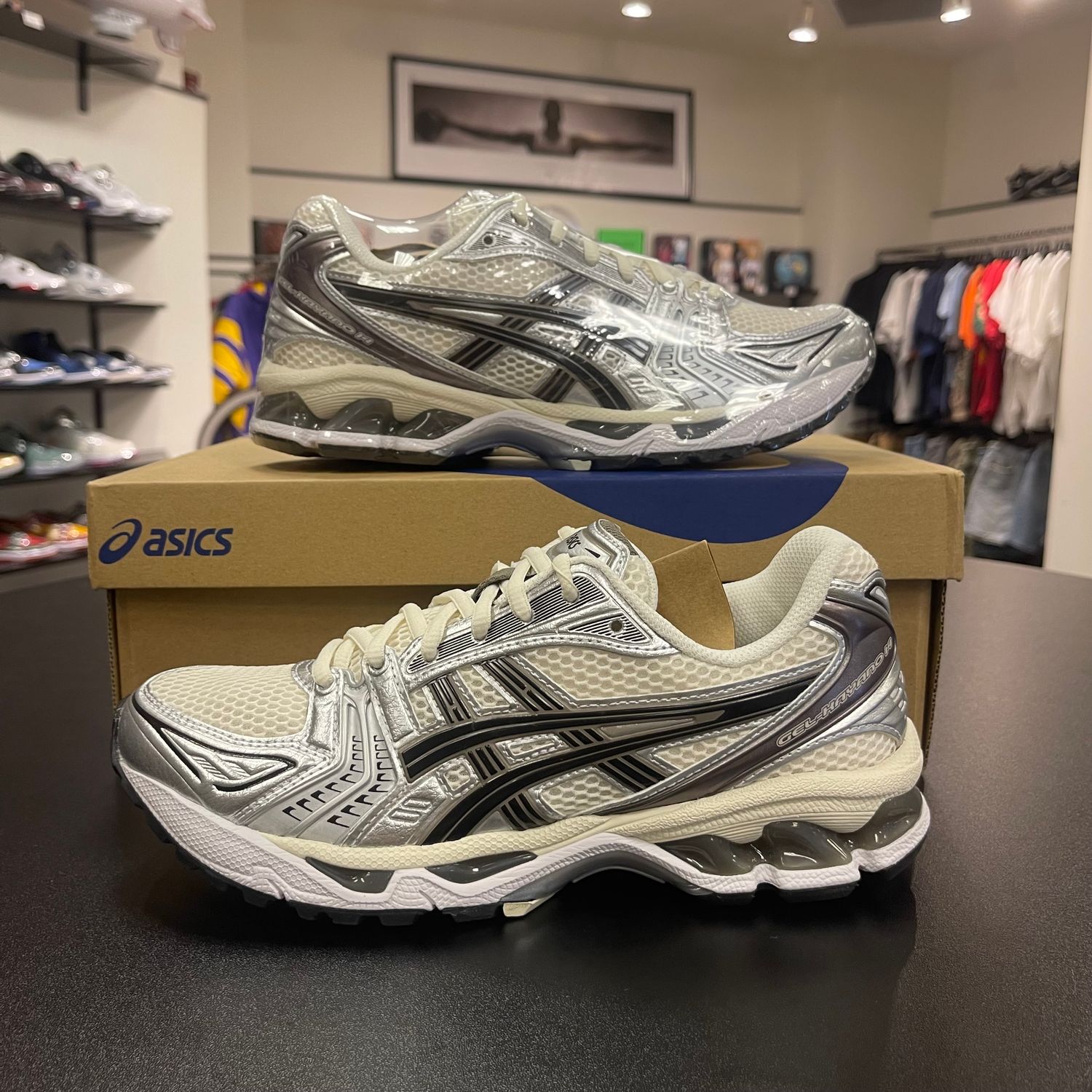 NEW ASICS GEL-KAYANO 14 CREAM/BLACK