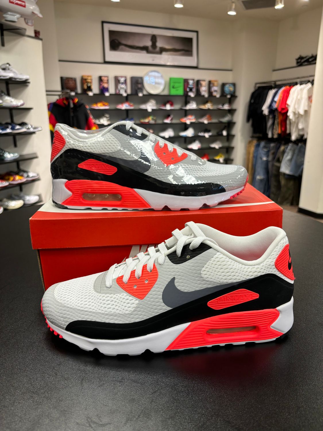 NEW AIR MAX 90 ULTRA ESSENTIAL INFRARED