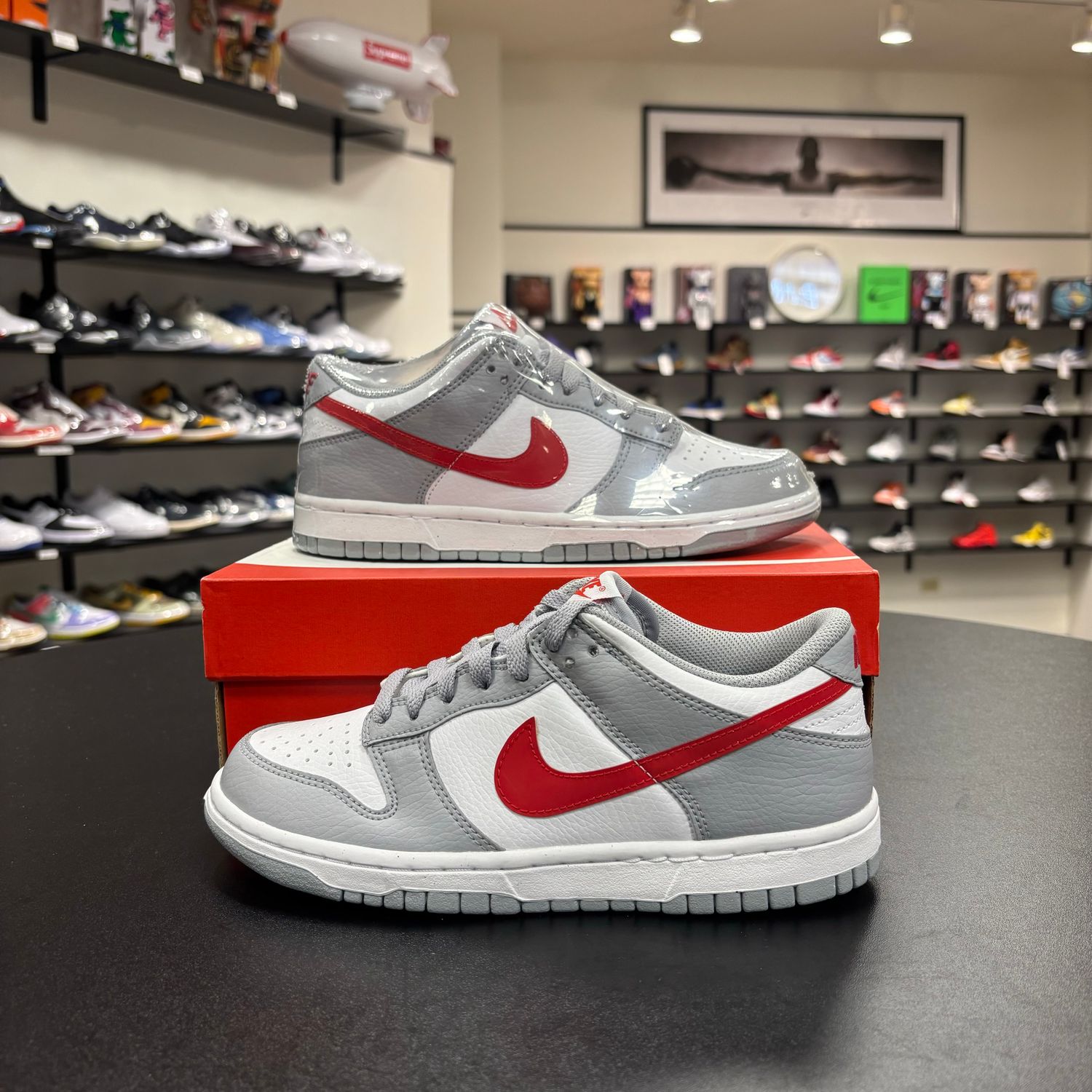 NEW NIKE DUNK LOW WHITE GREY RED