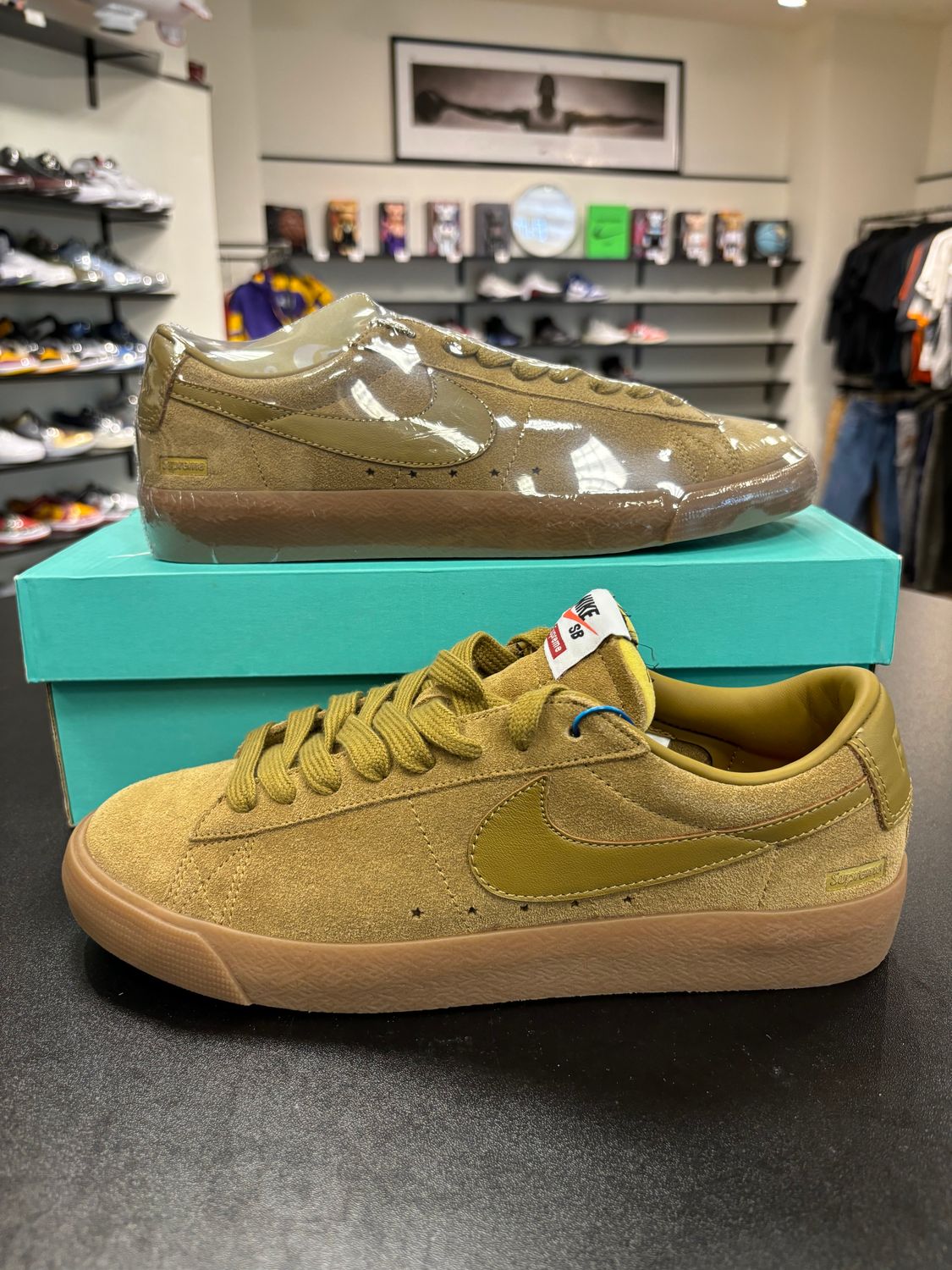 NEW NIKE SB BLAZER LOW SUPREME GOLDEN BEIGE
