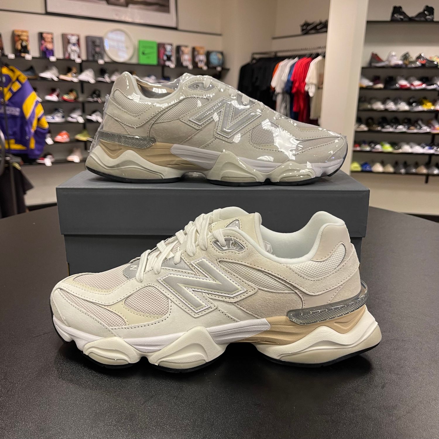 NEW NEW BALANCE 9060 SEA SALT MOONBEAM