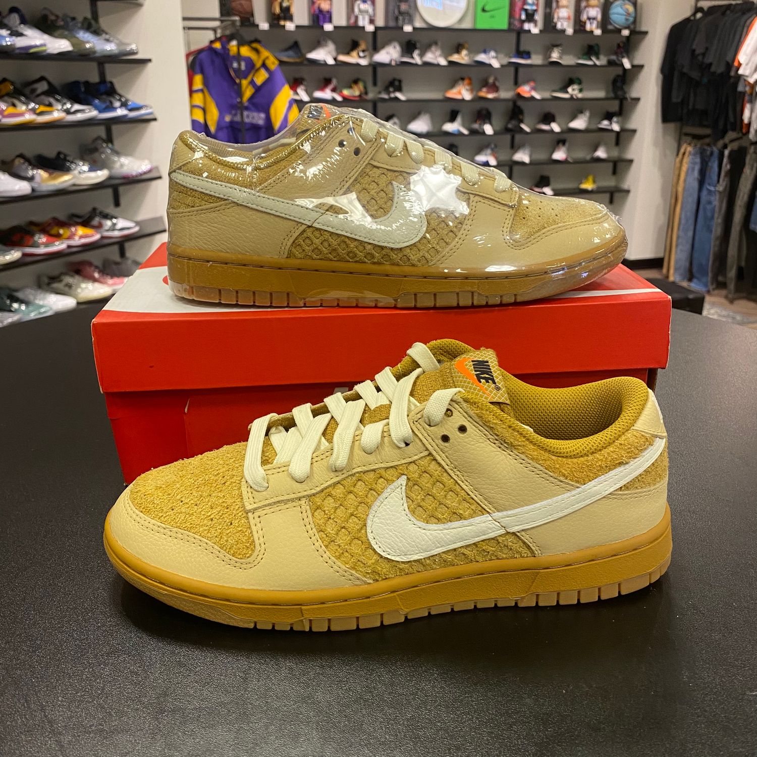 NEW NIKE DUNK LOW WAFFLE