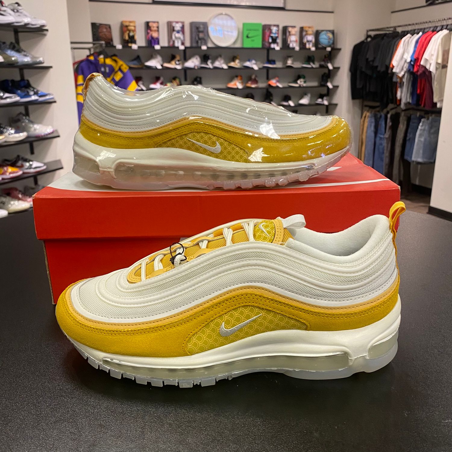 NEW NIKE AIR MAX 97 KOI GOLD 