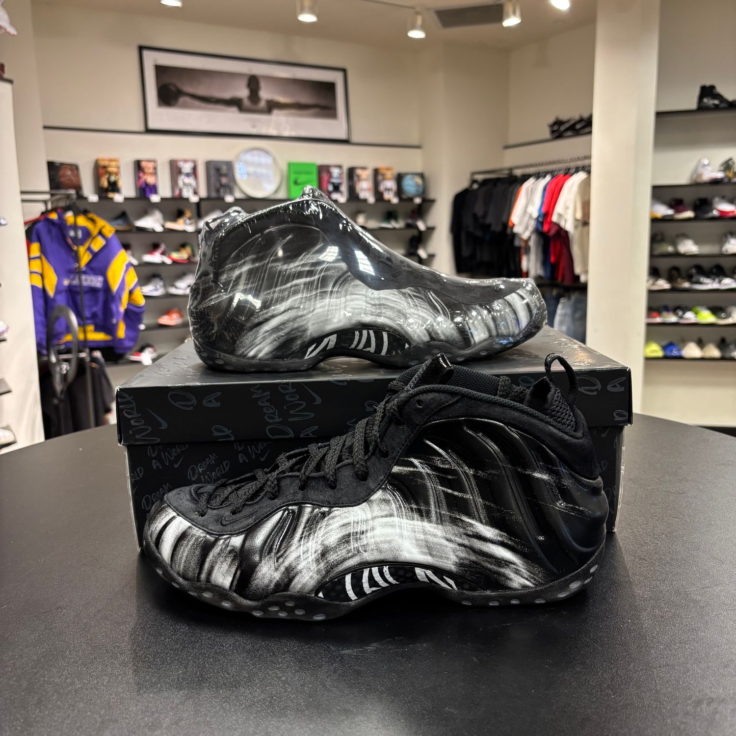 NEW NIKE AIR FOAMPOSITE ONE DREAM A WORLD BLACK