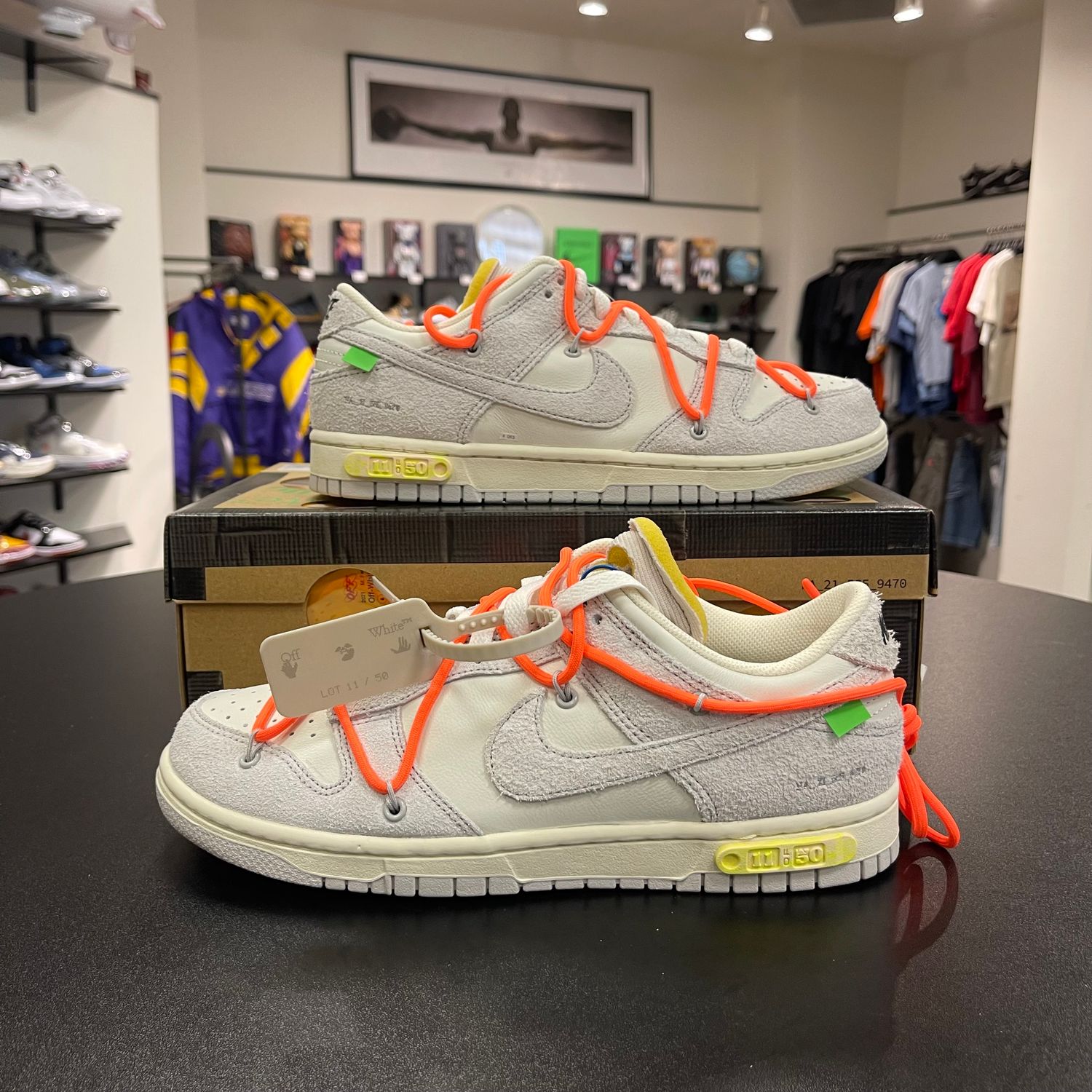 NEW NIKE DUNK LOW OFF WHITE LOT 11