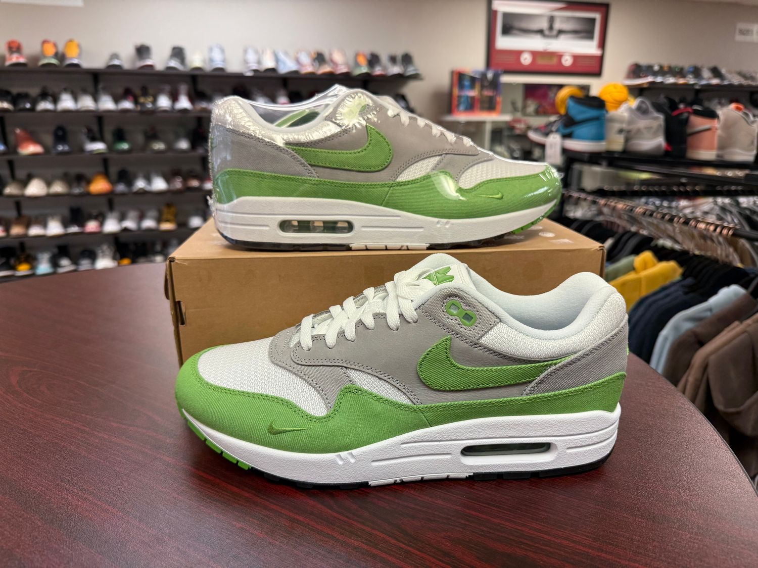 NEW NIKE AIR MAX 1 PATTA 20TH ANNIVERSARY CHLOROPHYLL