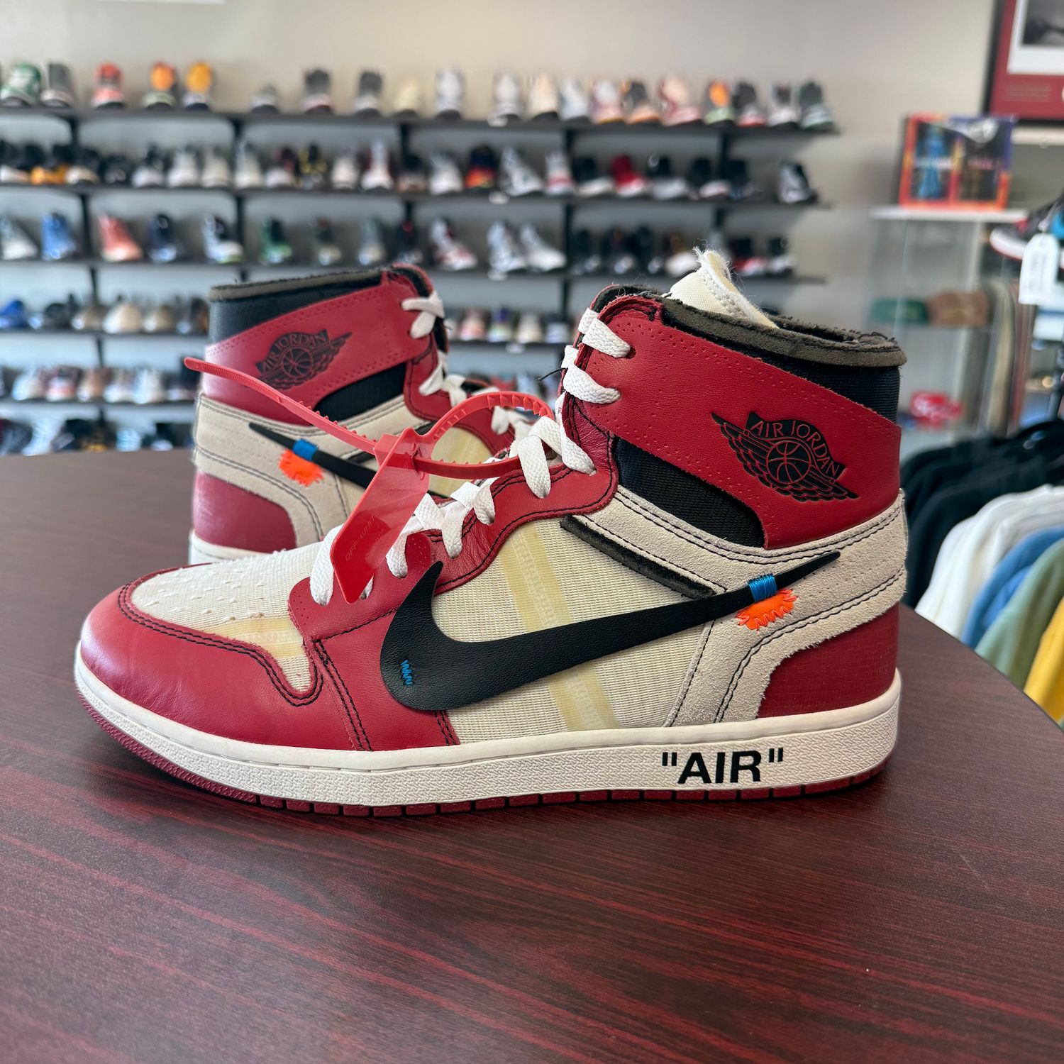 PO (NO BOX) AIR JORDAN 1 OFF WHITE CHICAGO SIZE 11