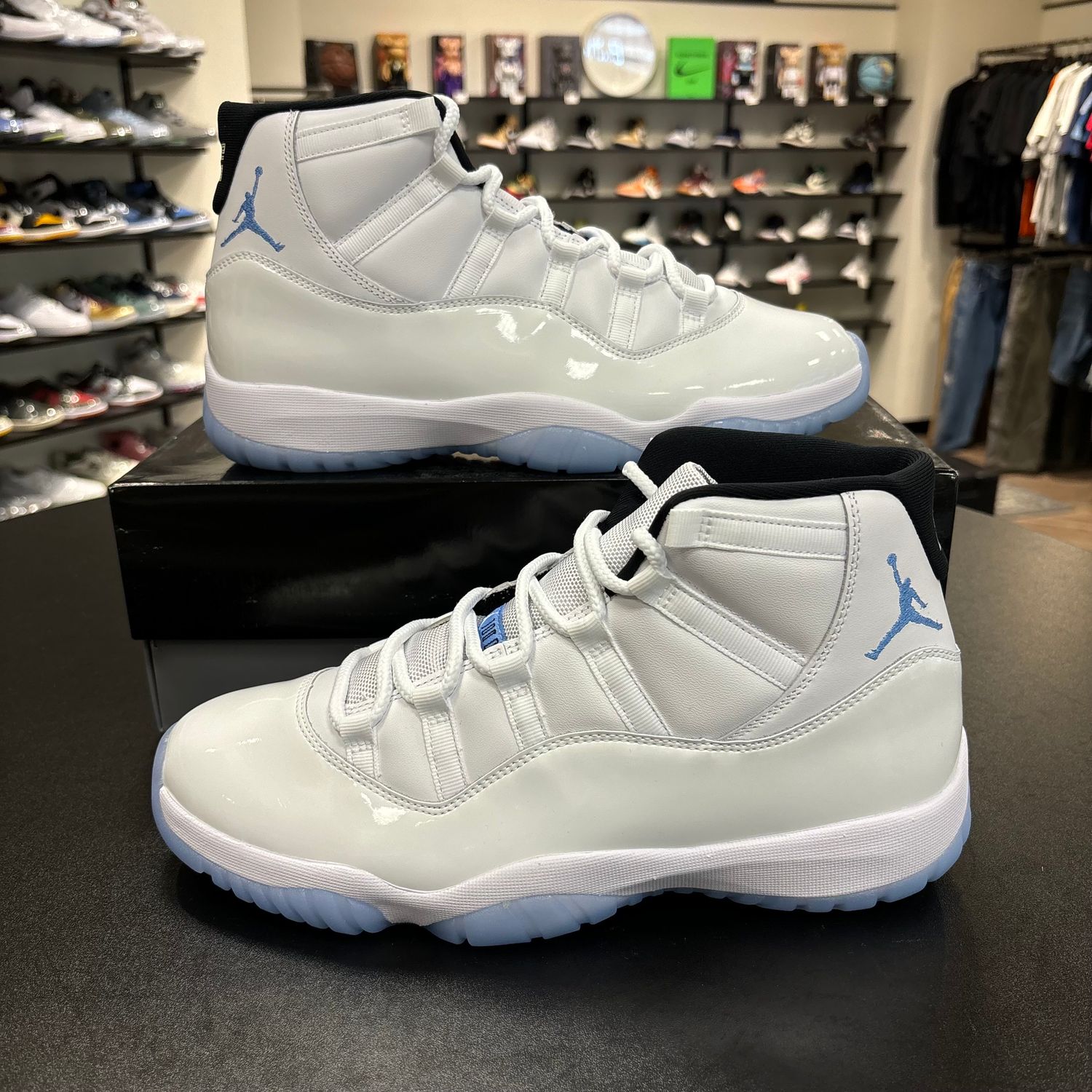 NEW AIR JORDAN 11 LEGEND BLUE