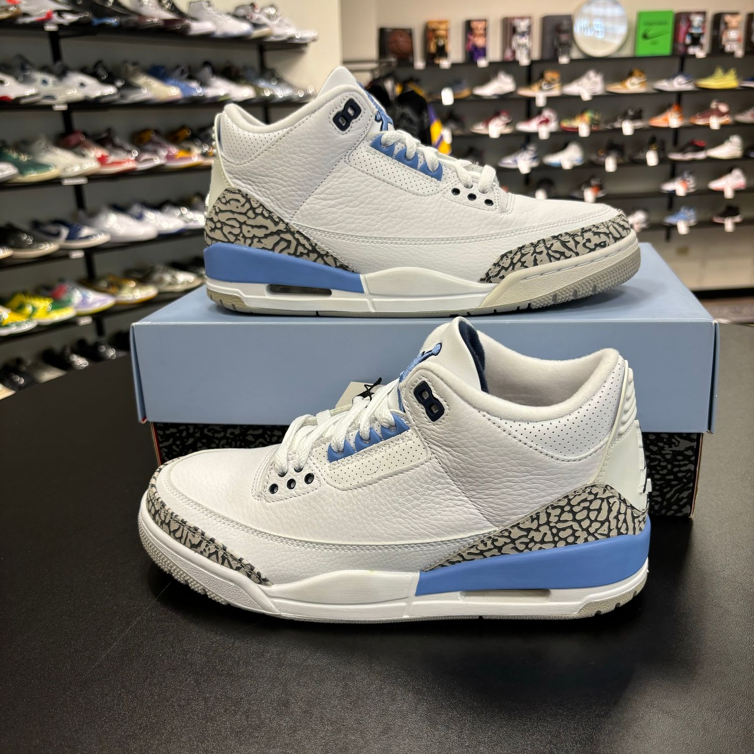 NEW AIR JORDAN 3 UNC