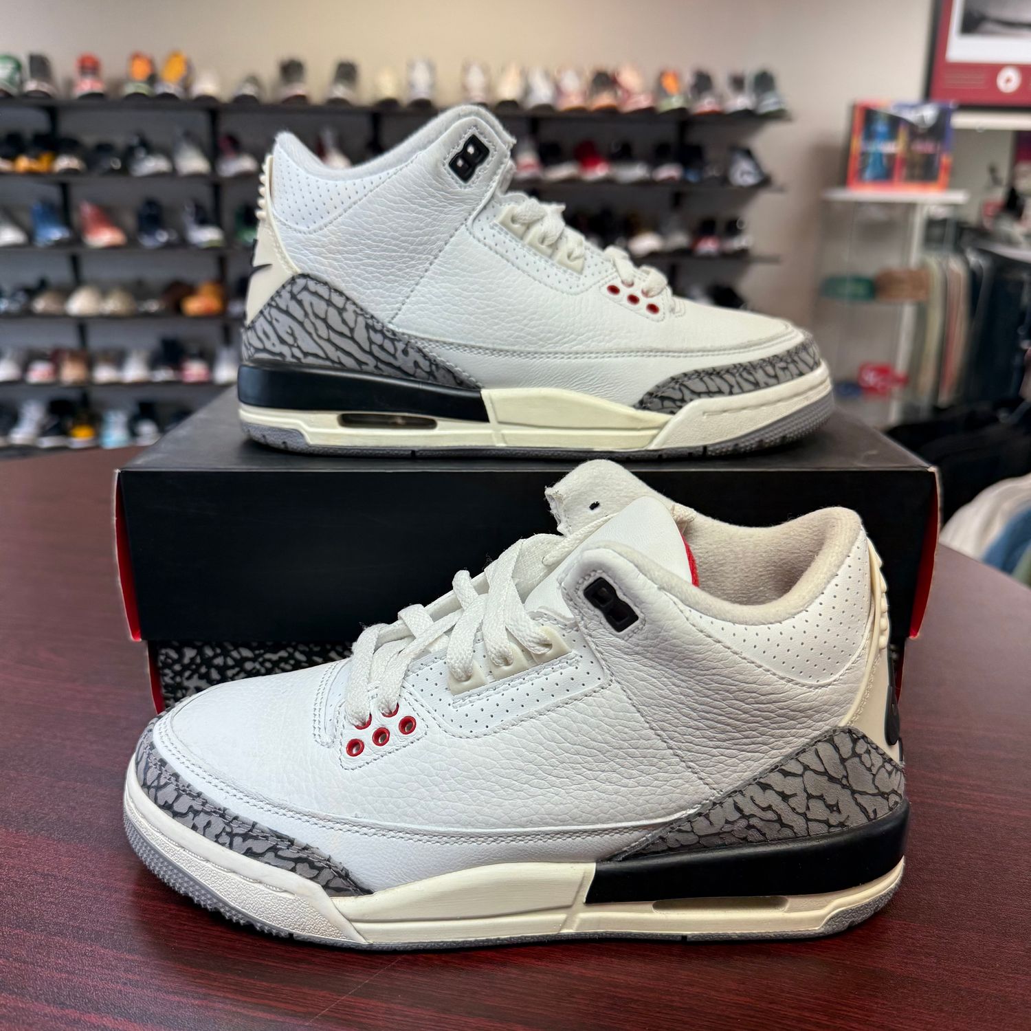 PO AIR JORDAN 3 WHITE CEMENT REIMAGINED SIZE 5.5Y