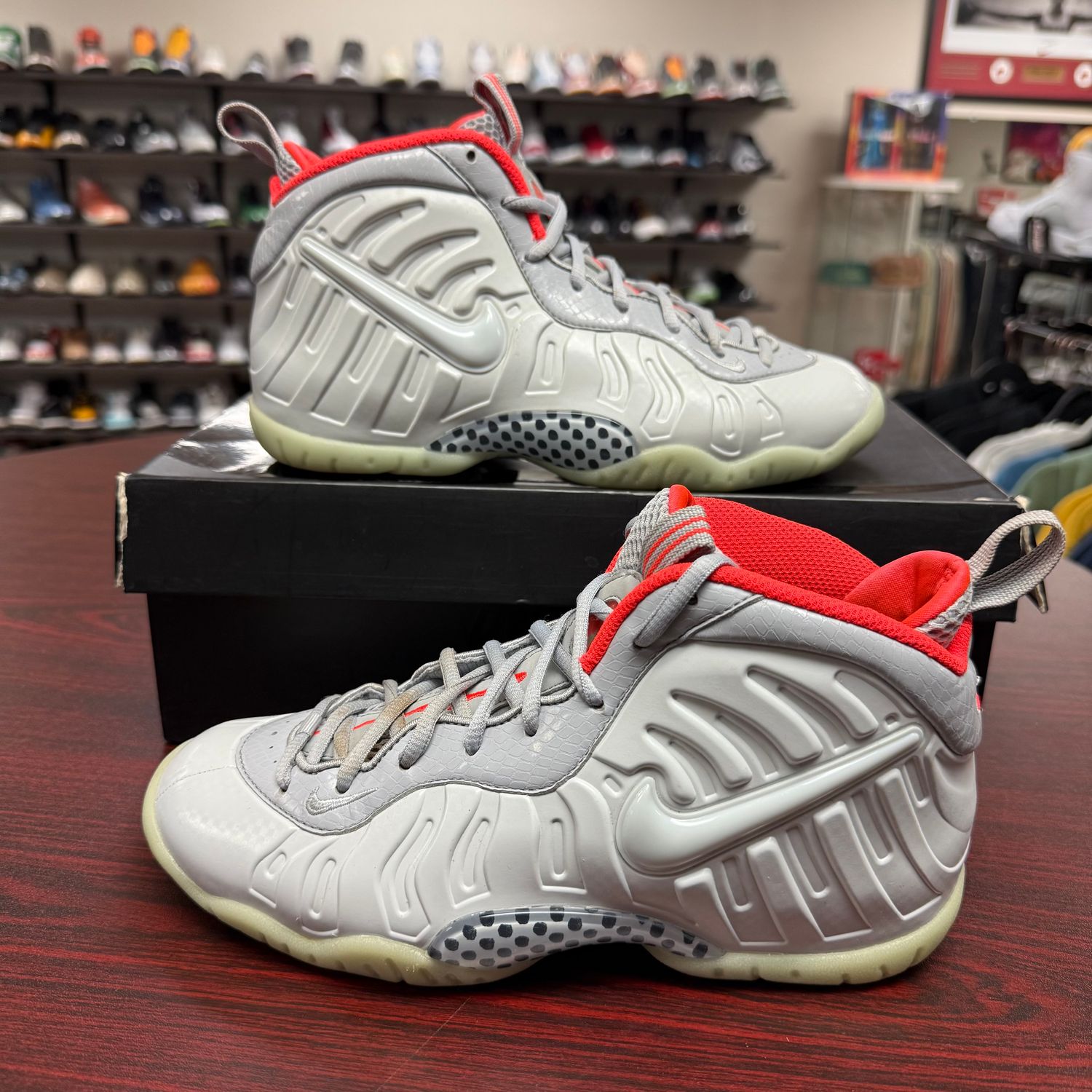 PO NIKE LITTLE POSITE PRO YEEZY PLAT GS SIZE 6/7.5W