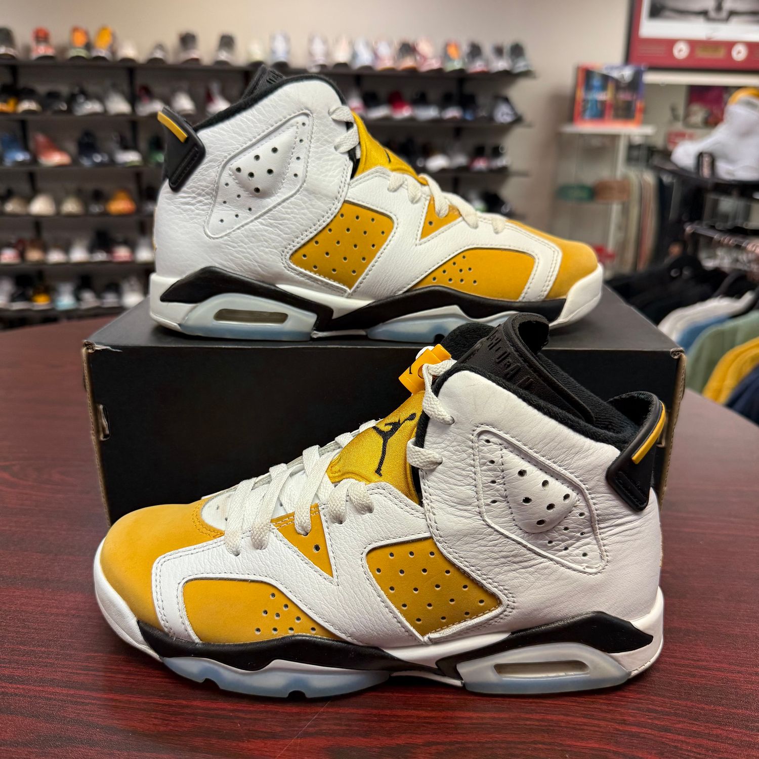 PO AIR JORDAN 6 YELLOW OCHRE SIZE 6Y