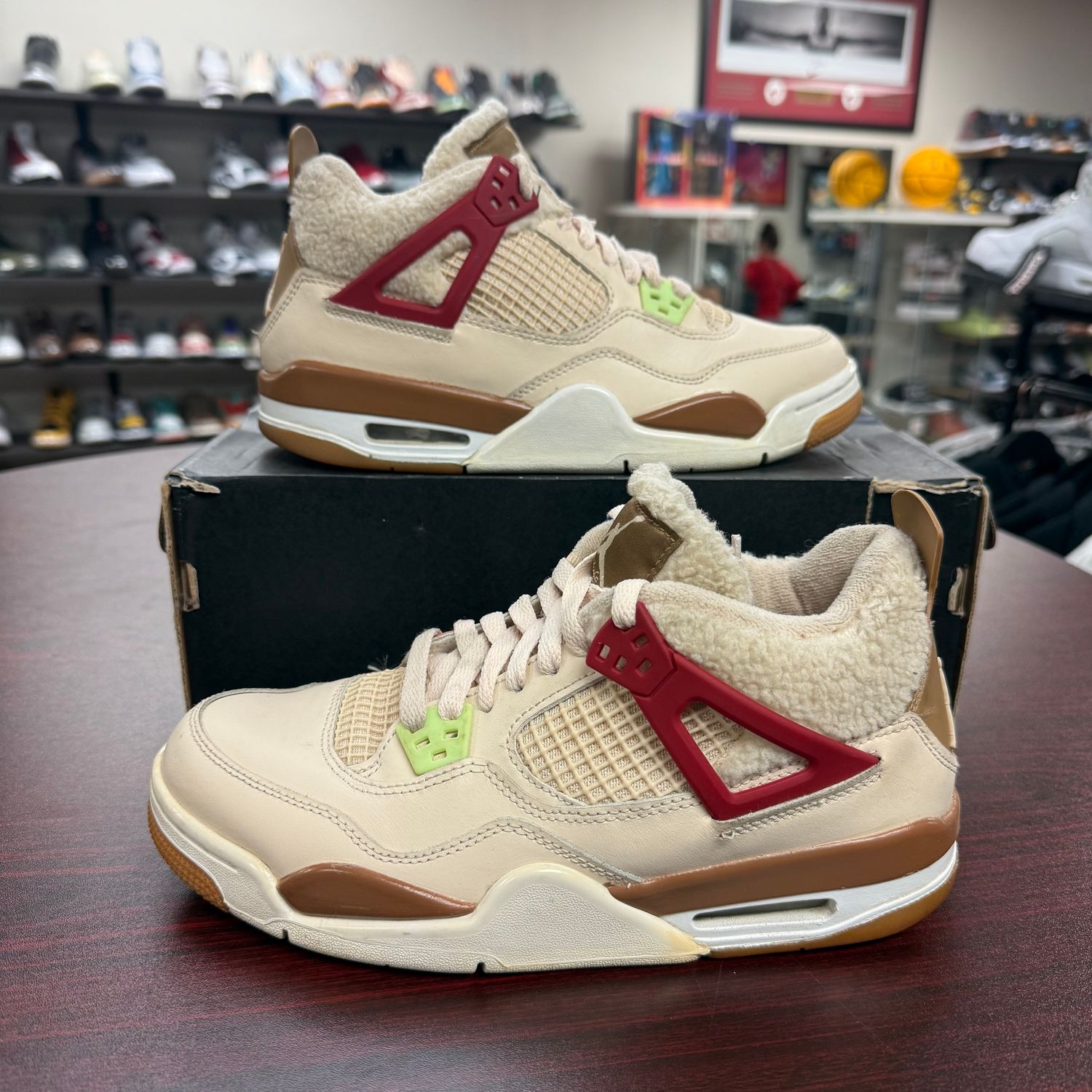 PO AIR JORDAN 4 WHERE THE WILD THINGS SIZE 7Y