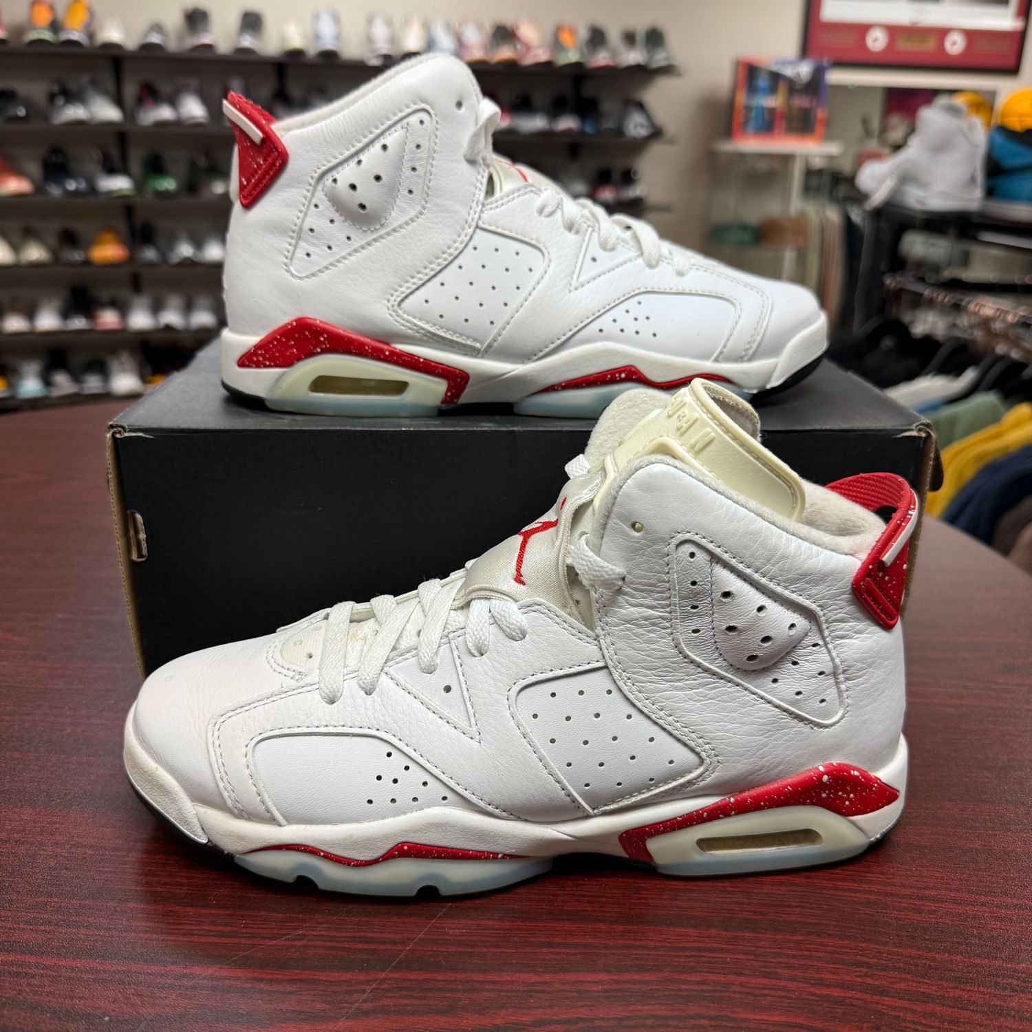 PO AIR JORDAN 6 RED OREO SIZE 6.5