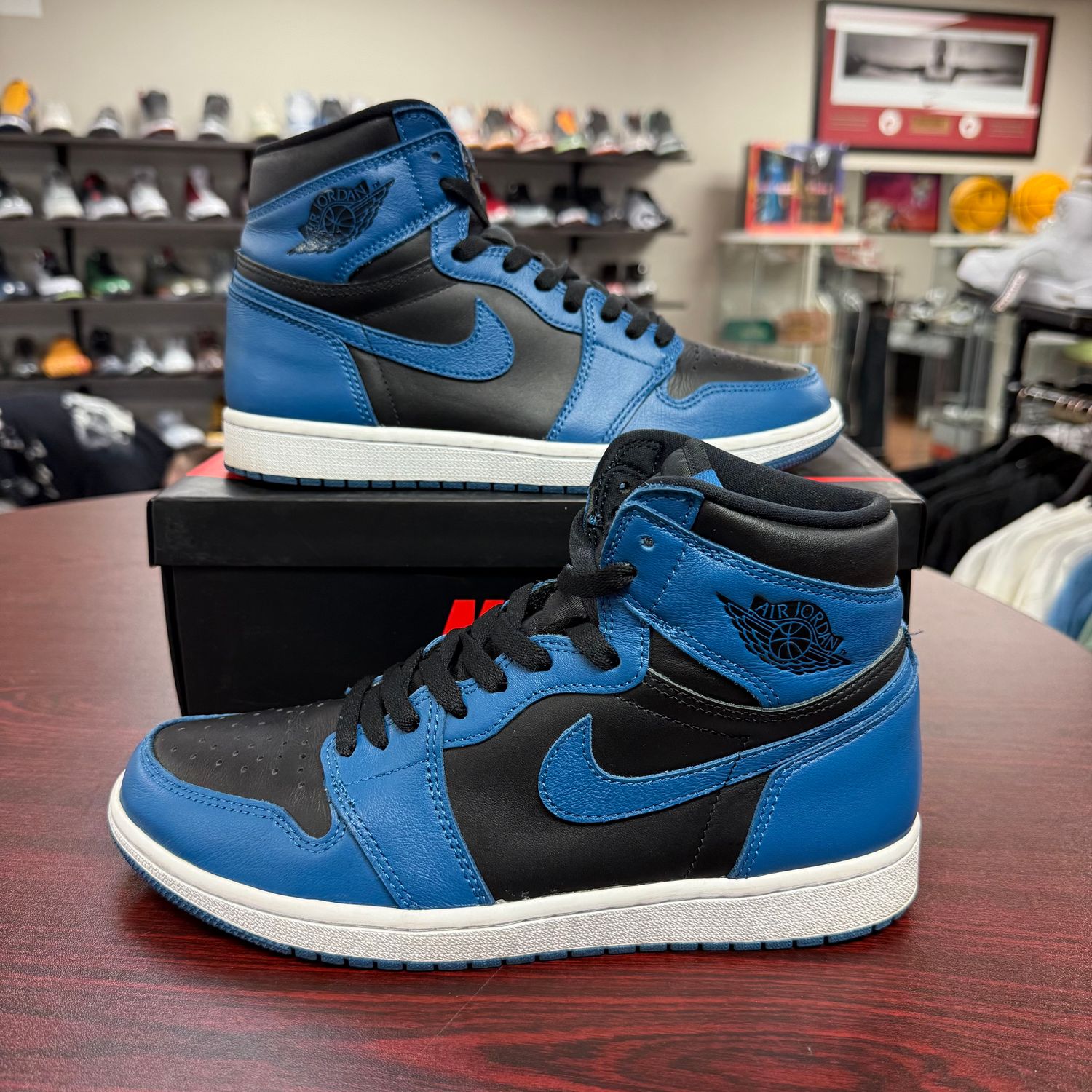 PO AIR JORDAN 1 DARK MARINA SIZE 9