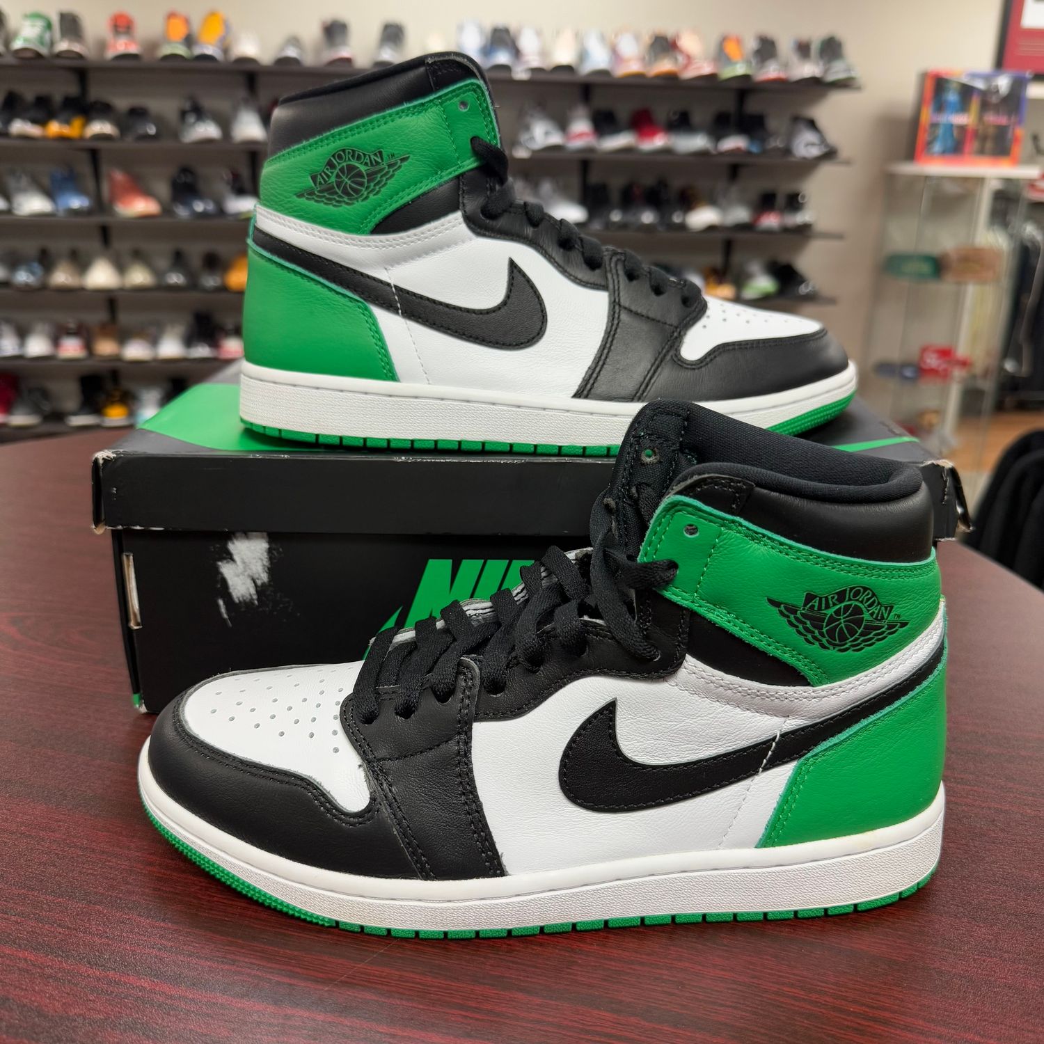 PO AIR JORDAN 1 LUCKY GREEN SIZE 9