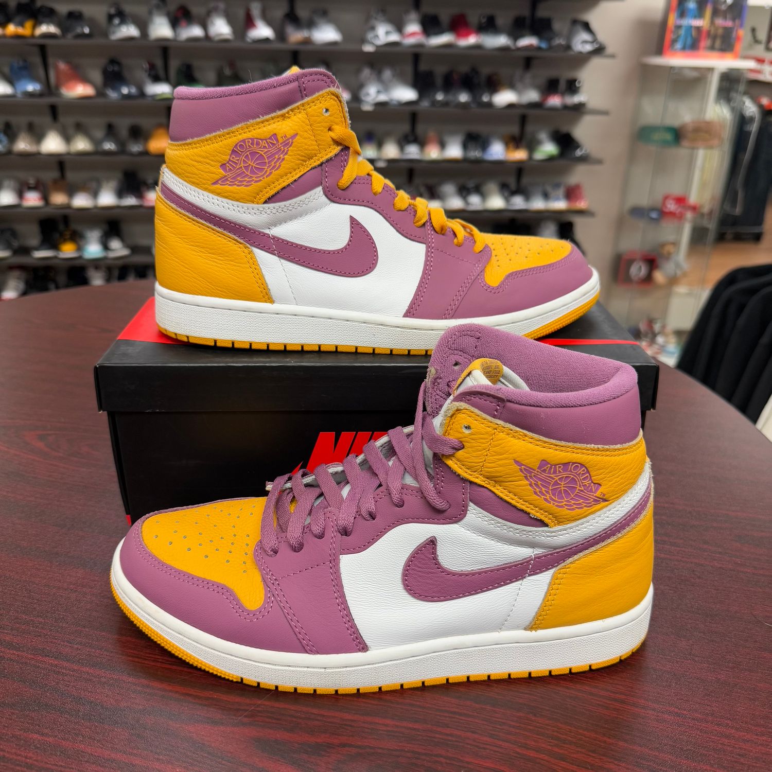 PO AIR JORDAN 1 BROTHERHOOD SIZE 9