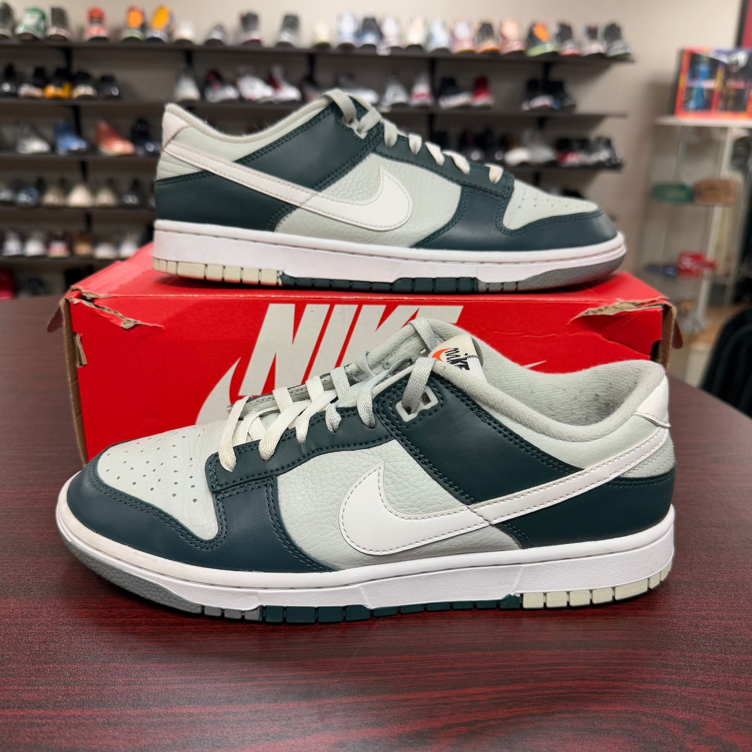 PO NIKE DUNK LOW SPLIT DEEP JUNGLE SIZE 9.5
