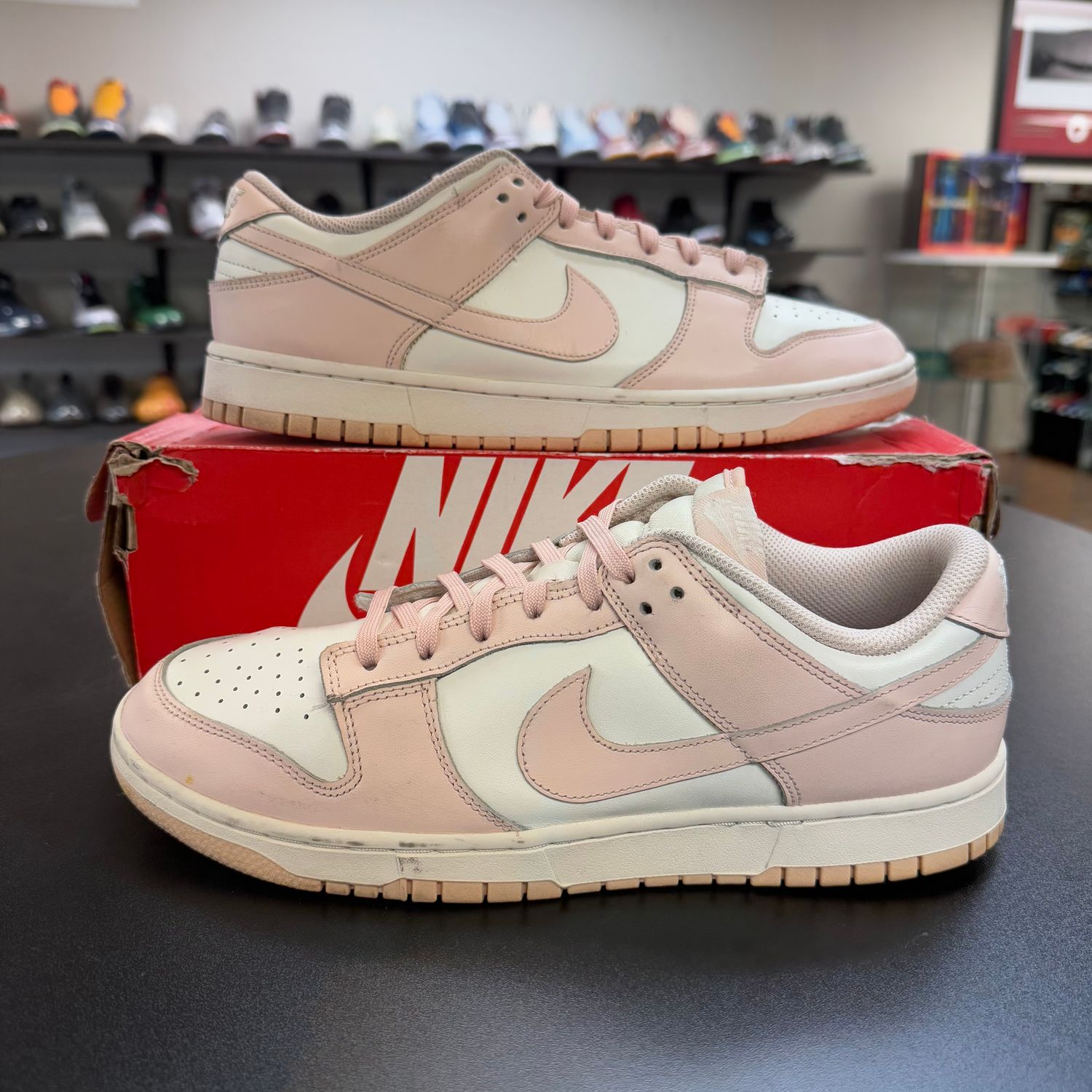PO NIKE DUNK LOW ORANGE PEARL (W) SIZE 11.5W/10M (SAT DEAL)