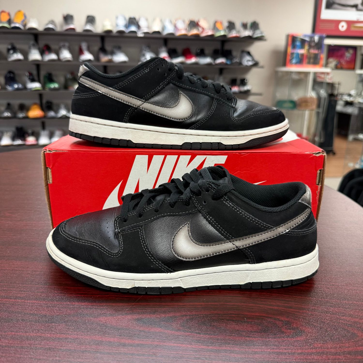 PO NIKE DUNK LOW AIRBRUSH SIZE 8