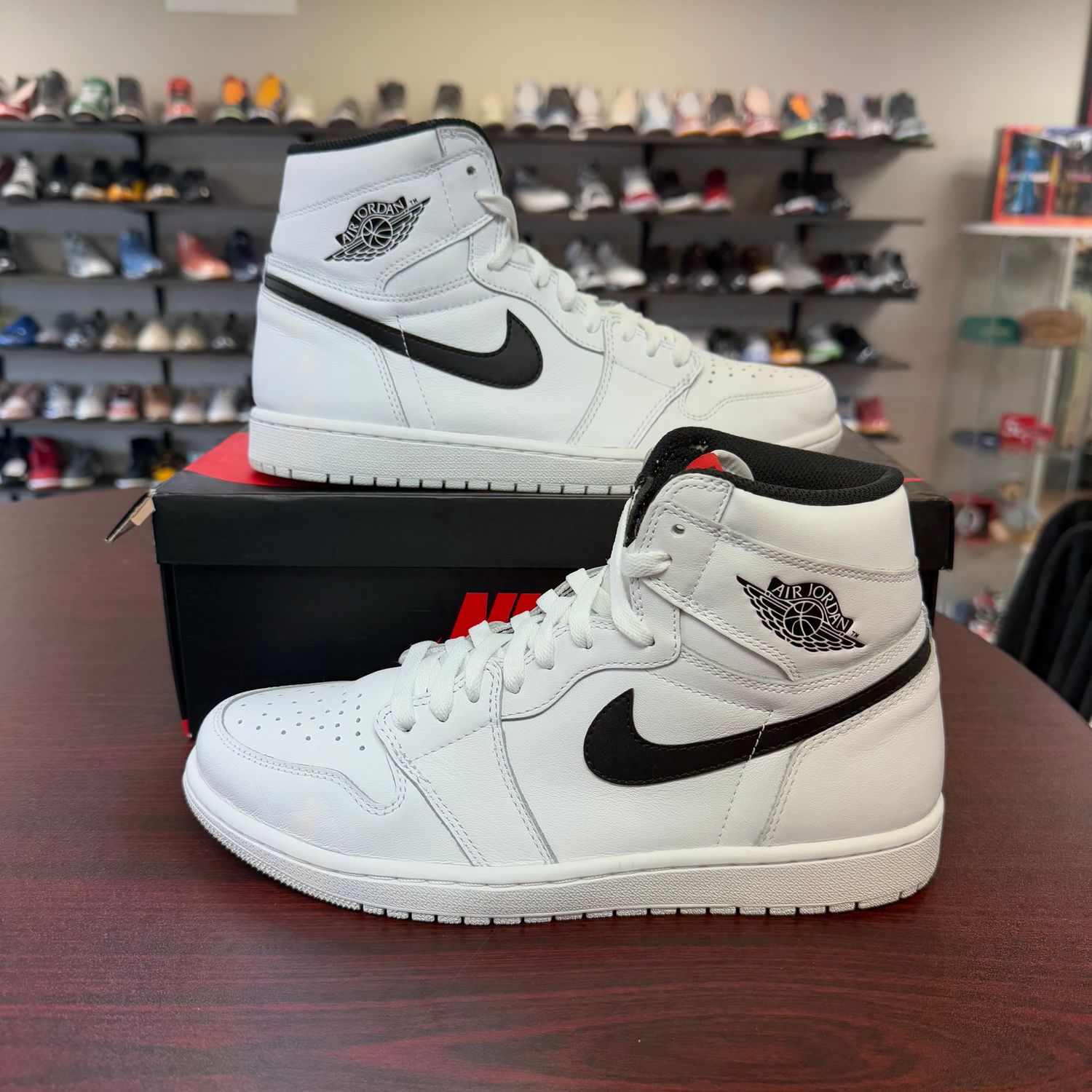 PO AIR JORDAN 1 YIN YANG WHITE SIZE 10