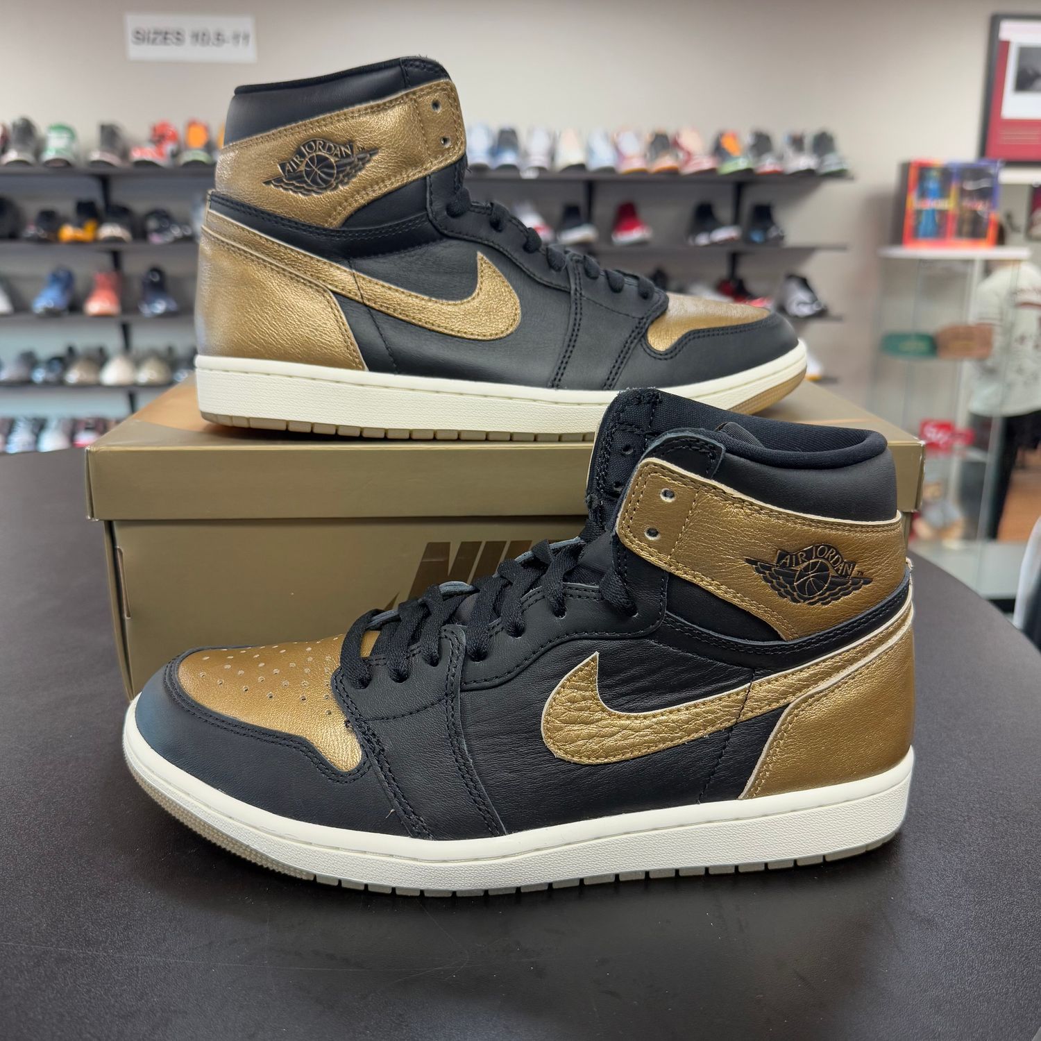 PO AIR JORDAN 1 BLACK METALLIC GOLD SIZE 11