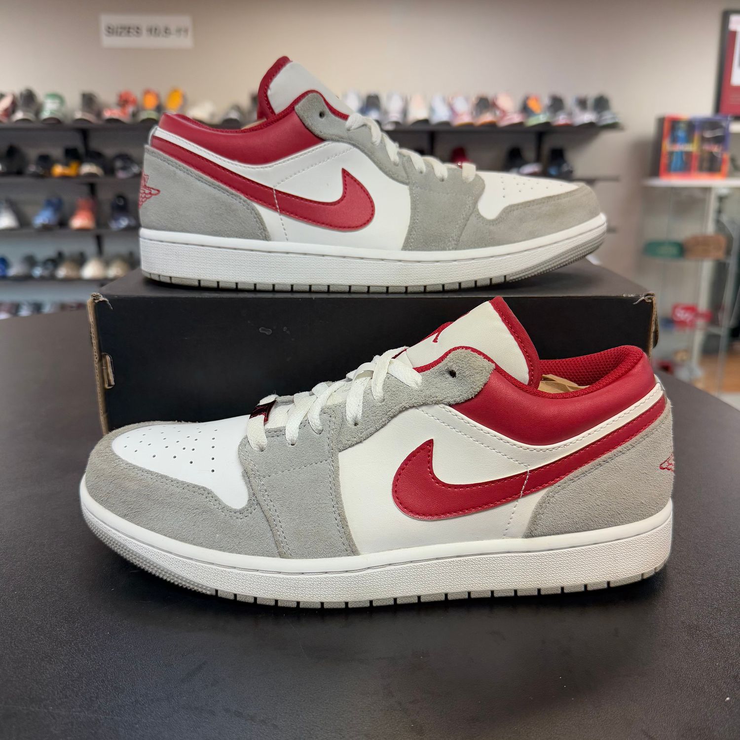 PO AIR JORDAN 1 LOW SE LIGHT SMOKE GREY GYM RED SIZE 10.5