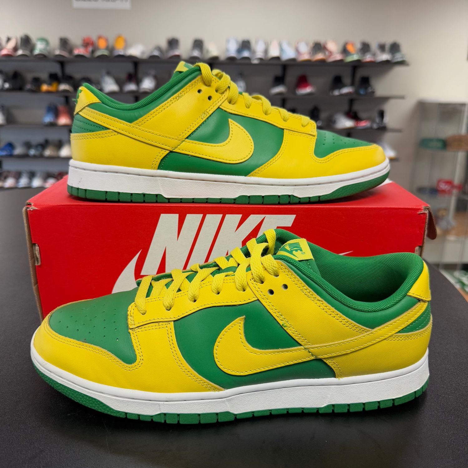 PO NIKE DUNK LOW REVERSE BRAZIL SIZE 10.5