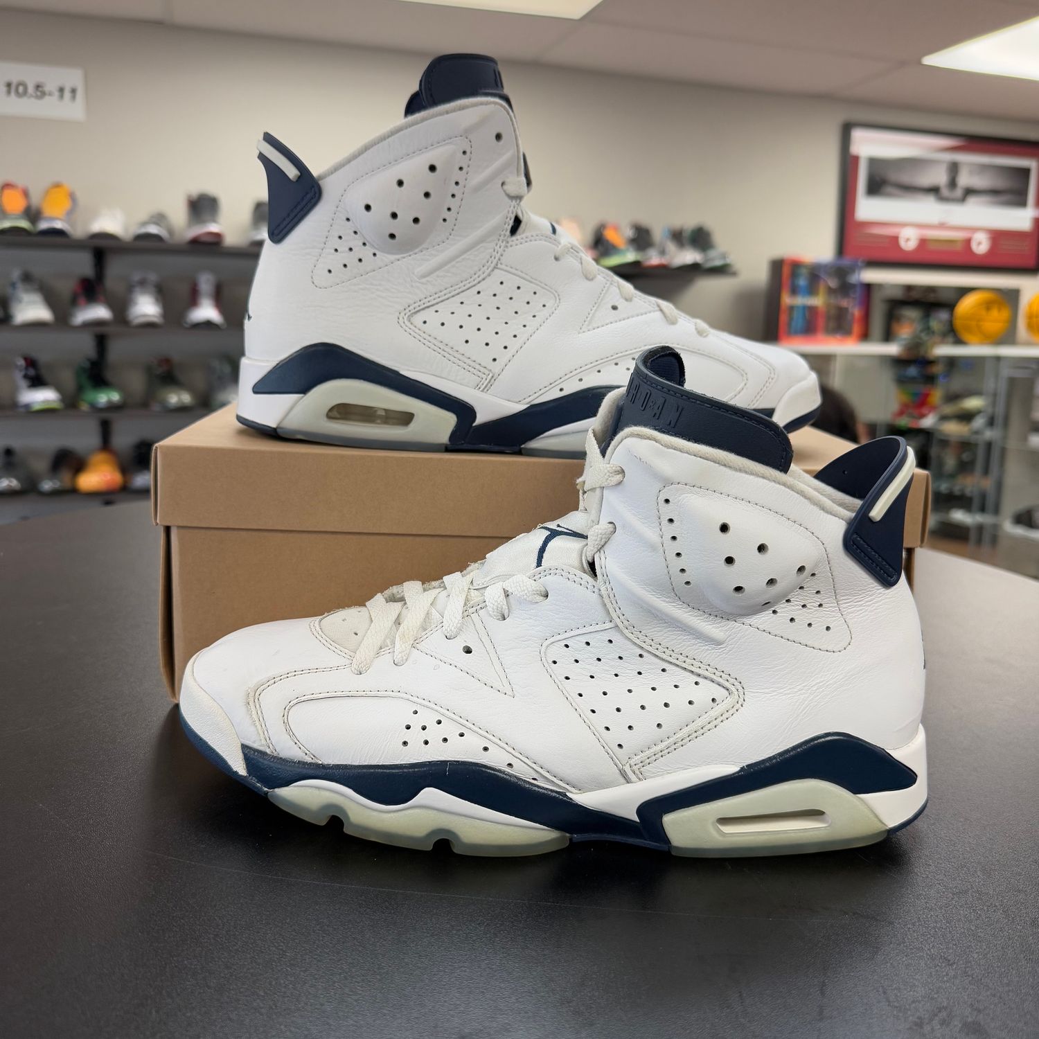 PONB AIR JORDAN 6 MIDNIGHT NAVY SIZE 10.5