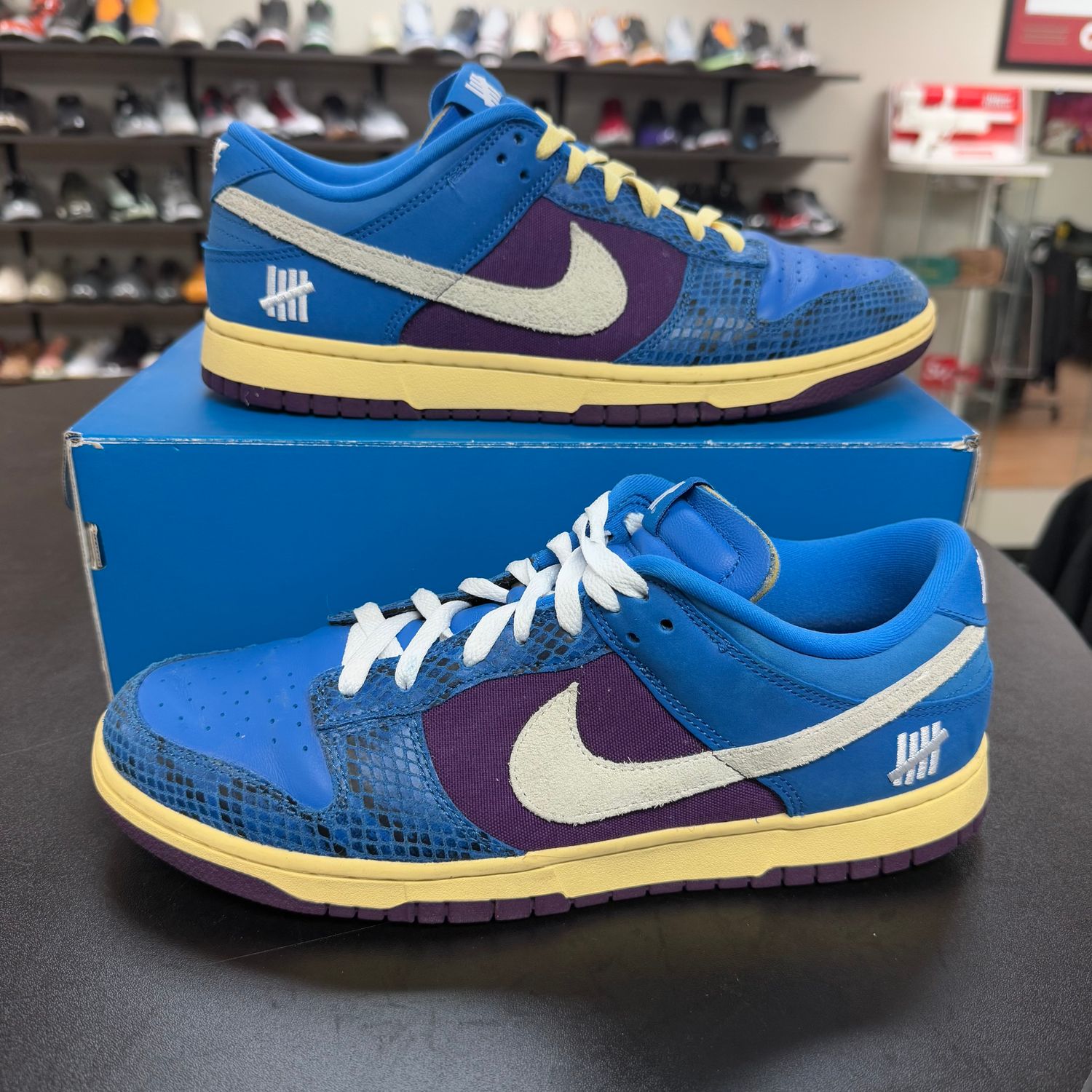 PO NIKE DUNK LOW UNDEFEATED 5 SIZE 11.5