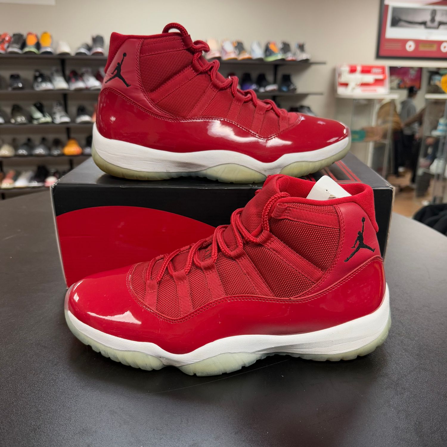 PO AIR JORDAN 11 WIN LIKE 96 SIZE 12