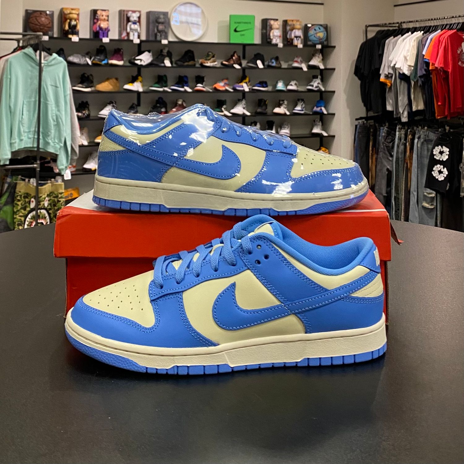 NEW NIKE DUNK LOW RETRO UNIVERSITY BLUE