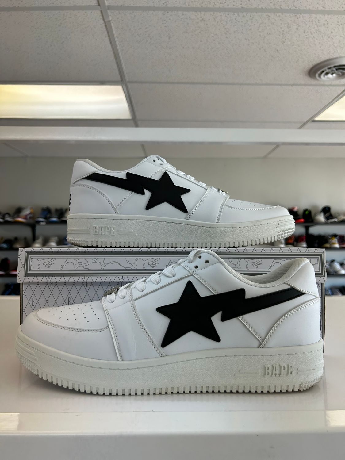 PO BAPE BAPESTA WHITE BLACK SIZE 12