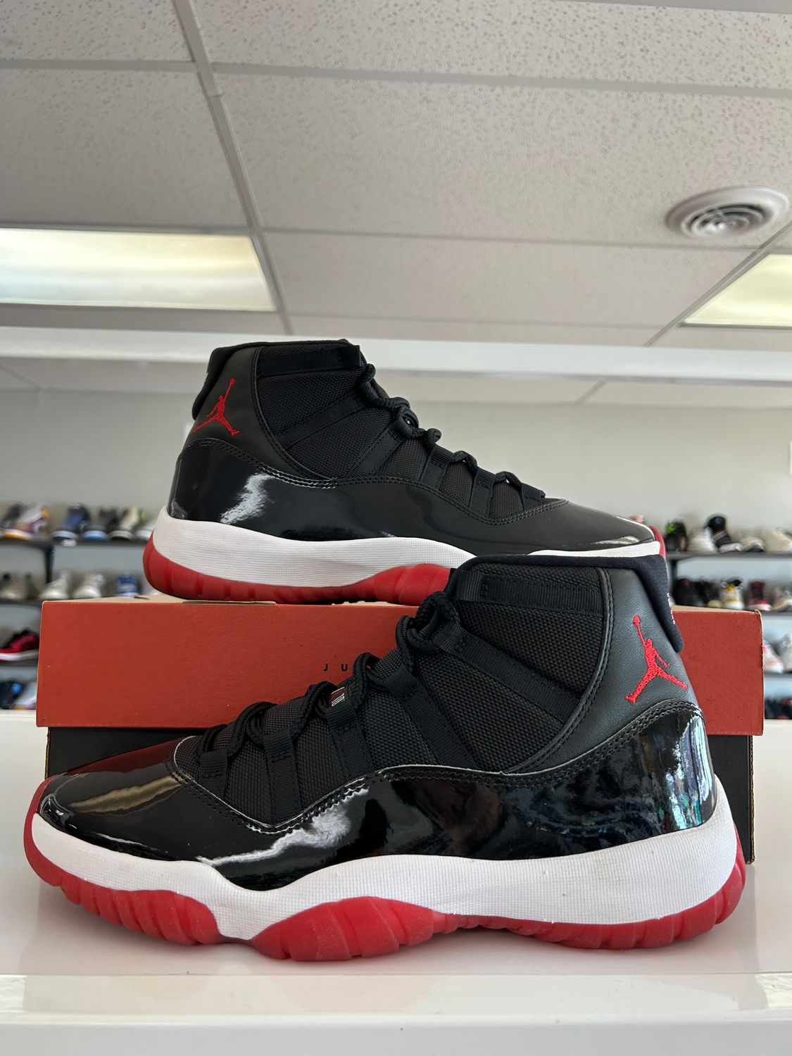 PO AIR JORDAN 11 BRED SIZE 12