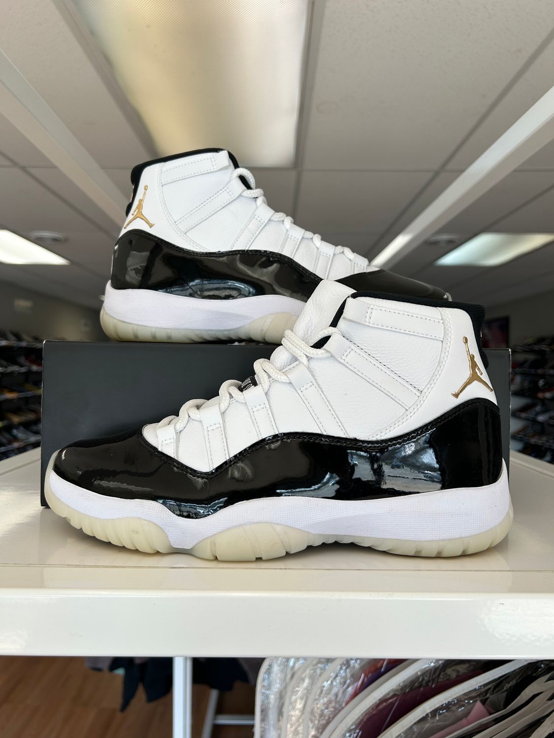 PO AIR JORDAN 11 DMP GRATITUDE (2023)  SIZE 9